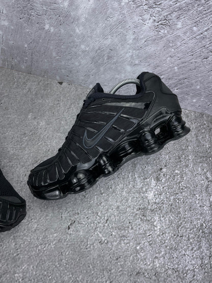 Nike Shox TL Black - buty sportowe, wewnętrzny panel prawego buta