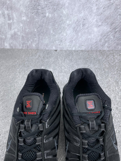 Nike Shox TL Black - buty sportowe, zapiętki butów