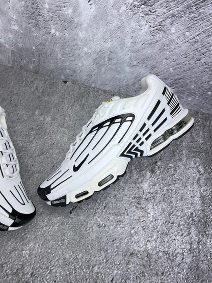 Nike Air Max Plus III Leather CK6716-100 - buty sportowe, widok z góry na wewnętrzną stronę butów