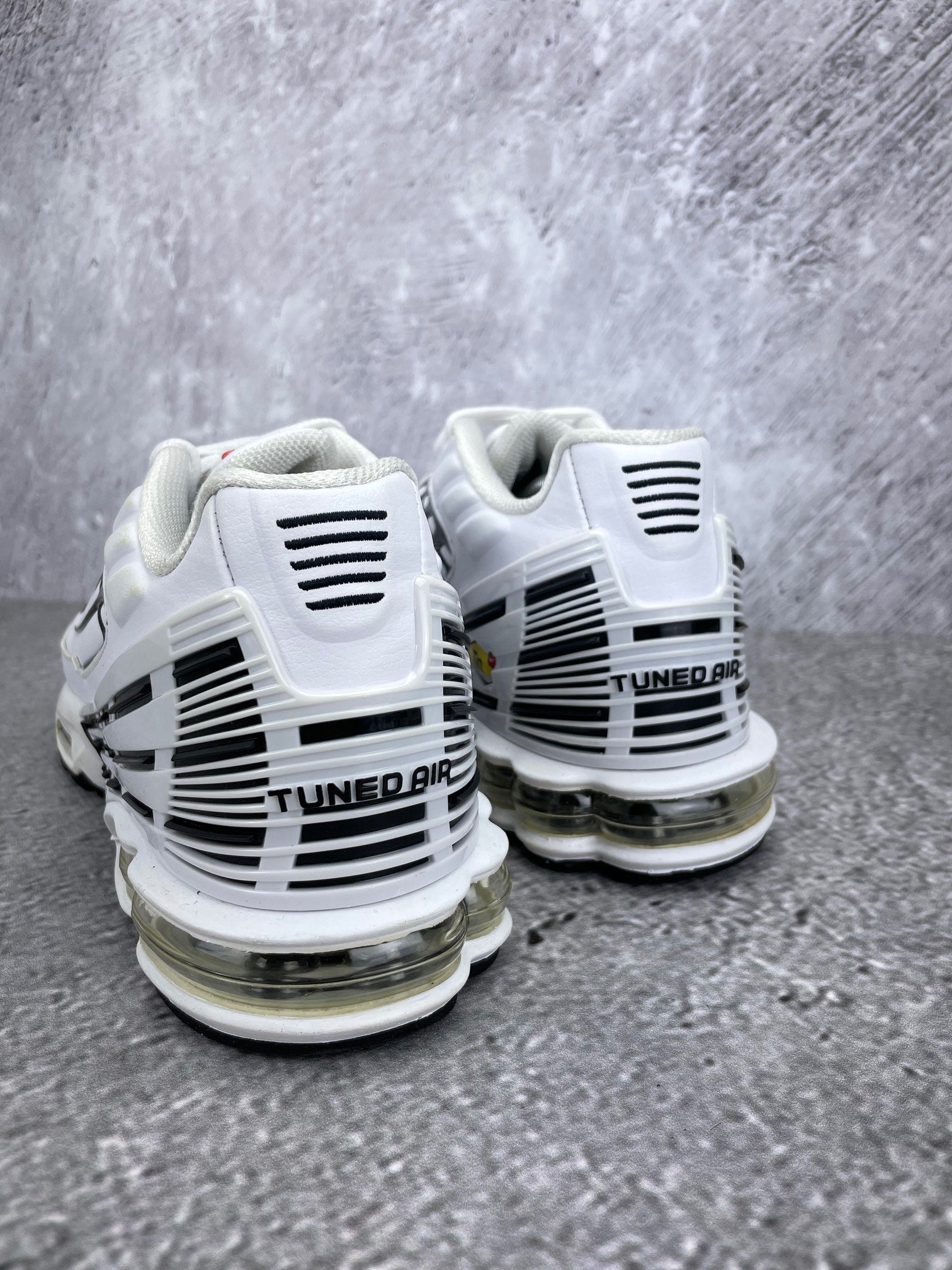 Nike Air Max Plus III Leather CK6716-100 - buty sportowe, widok z tyłu