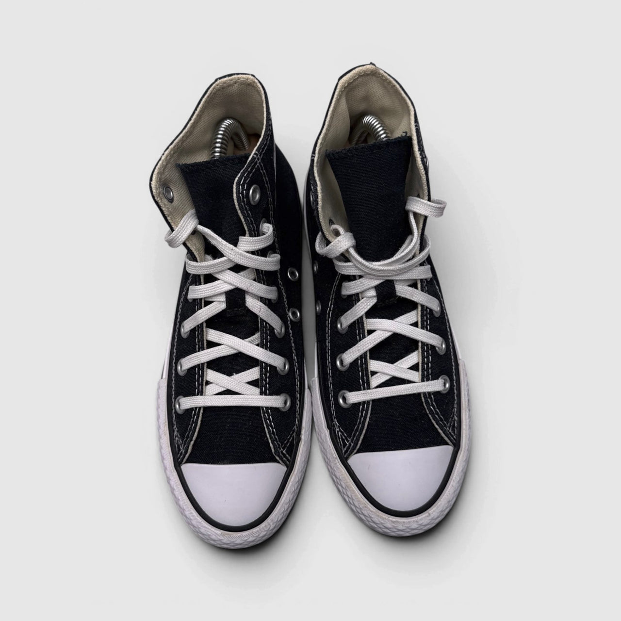 Converse Chuck Taylor All Star — buty sportowe damskie w bardzo dobrym stanie rozmiar 35, widok z góry