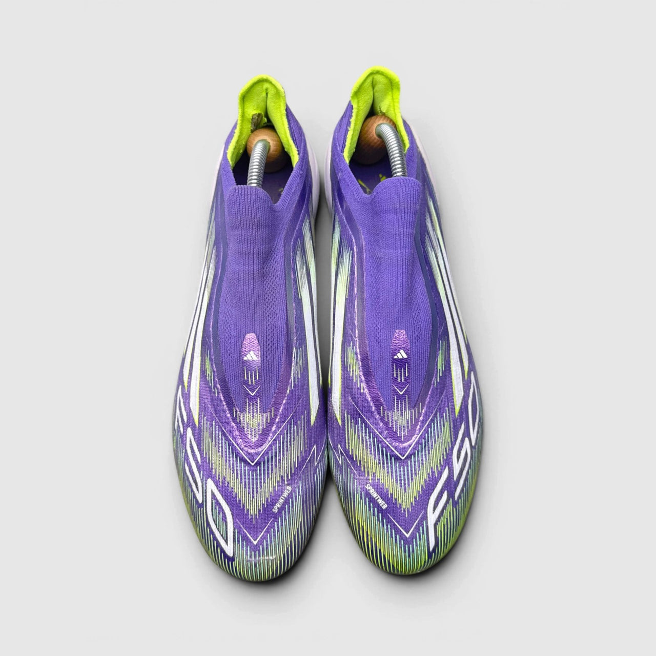 Adidas F50 Elite Laceless Firm Ground Radiant Blaze Pack — buty sportowe męskie w dobrym stanie rozmiar 44 2/3, widok z przodu