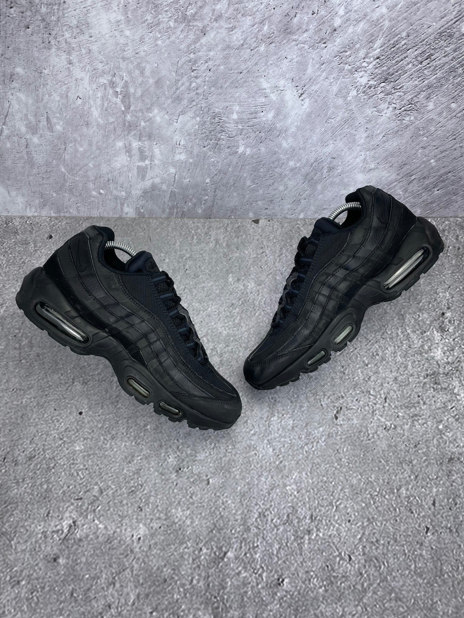 Nike Air Max Plus III Hyper Blue - buty sportowe, widok z góry na zewnętrzną stronę butów