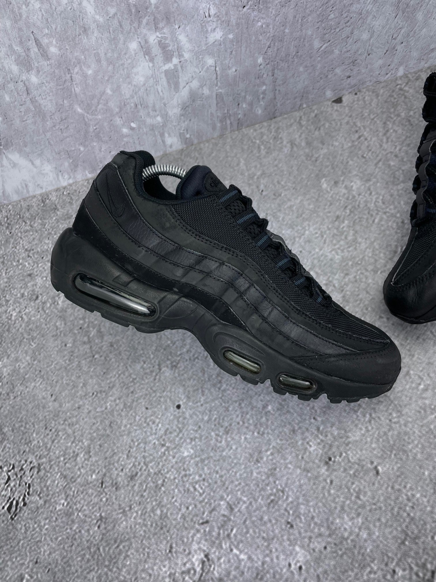 Nike Air Max Plus III Hyper Blue - buty sportowe, zewnętrzny panel lewego buta