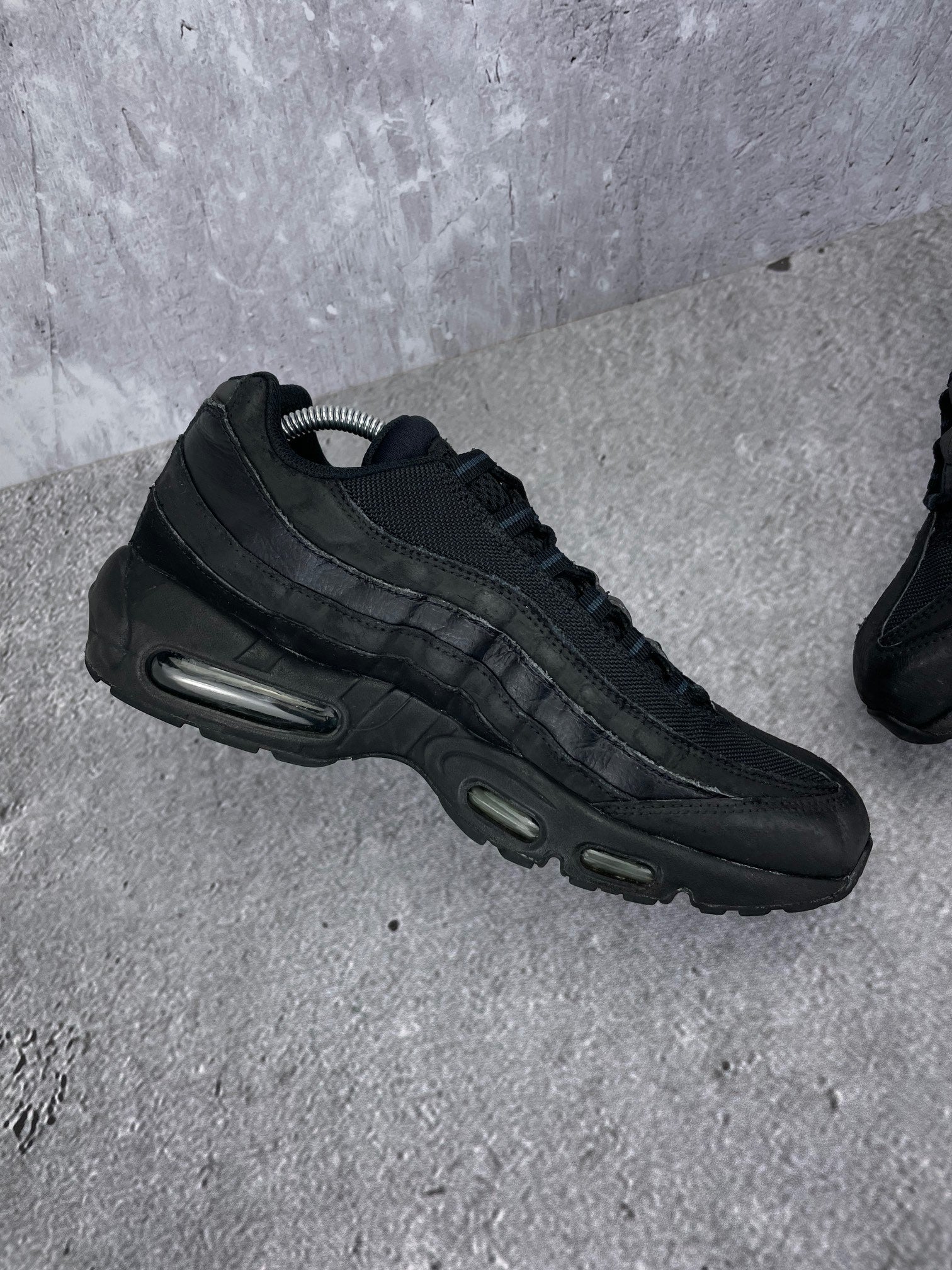 Nike Air Max Plus III Hyper Blue - buty sportowe, wewnętrzny panel lewego buta