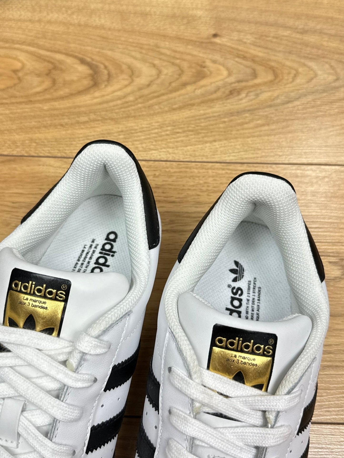 Adidas Superstar (44 2/3)