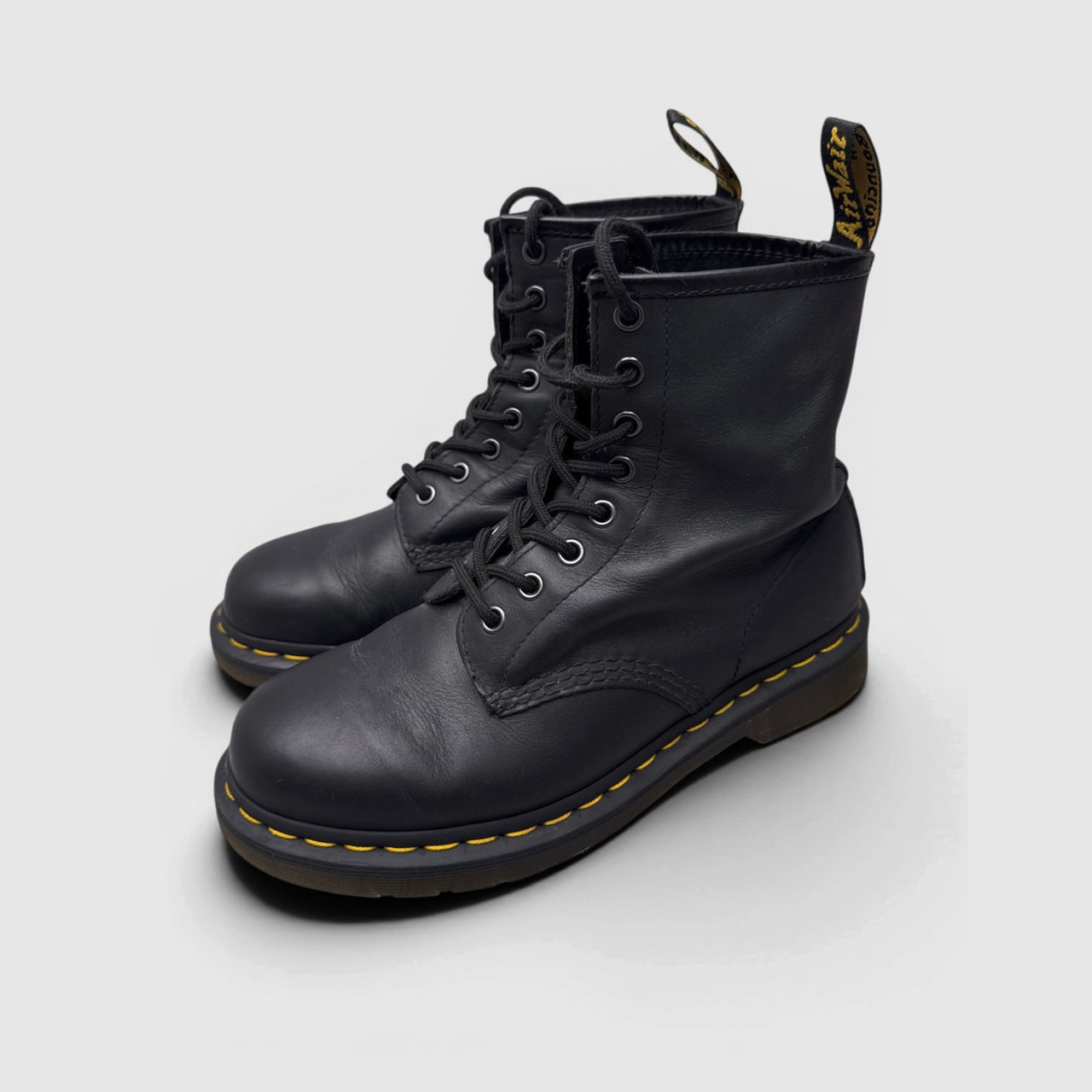Dr. Martens Dr.Martens 1460 GREASY — botki damskie w bardzo dobrym stanie rozmiar 38, boczny profil, lewa strona