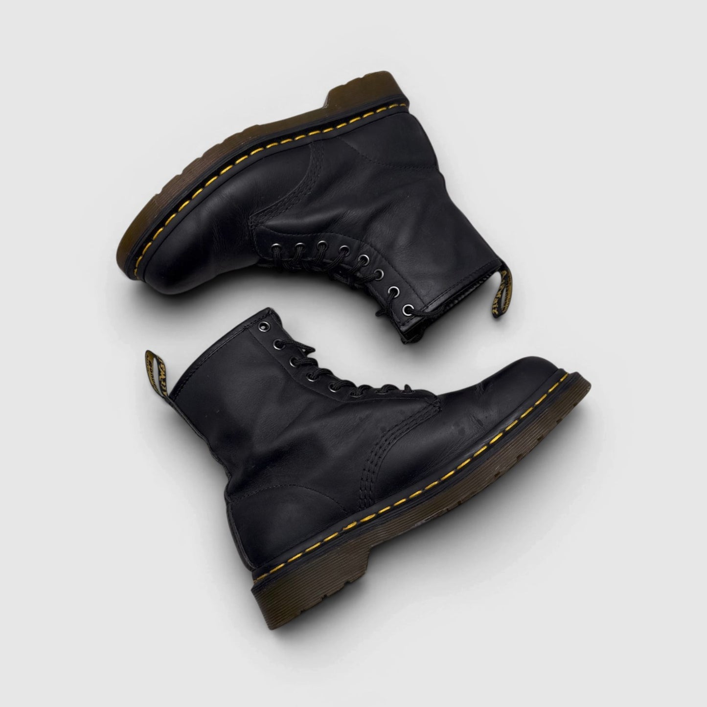 Dr. Martens Dr.Martens 1460 GREASY — botki damskie w bardzo dobrym stanie rozmiar 38, para butów