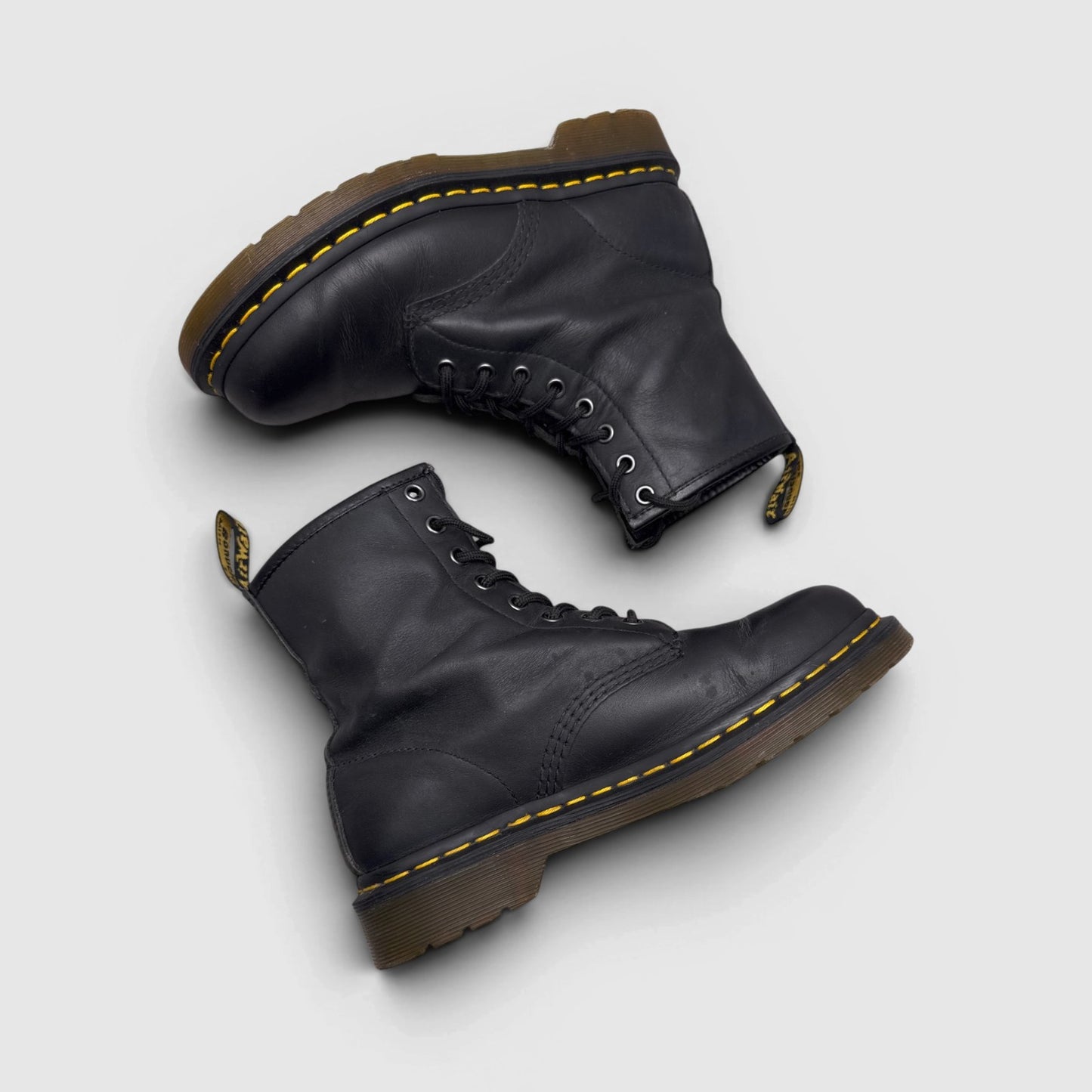 Dr. Martens Dr.Martens 1460 GREASY — botki damskie w bardzo dobrym stanie rozmiar 38, para butów