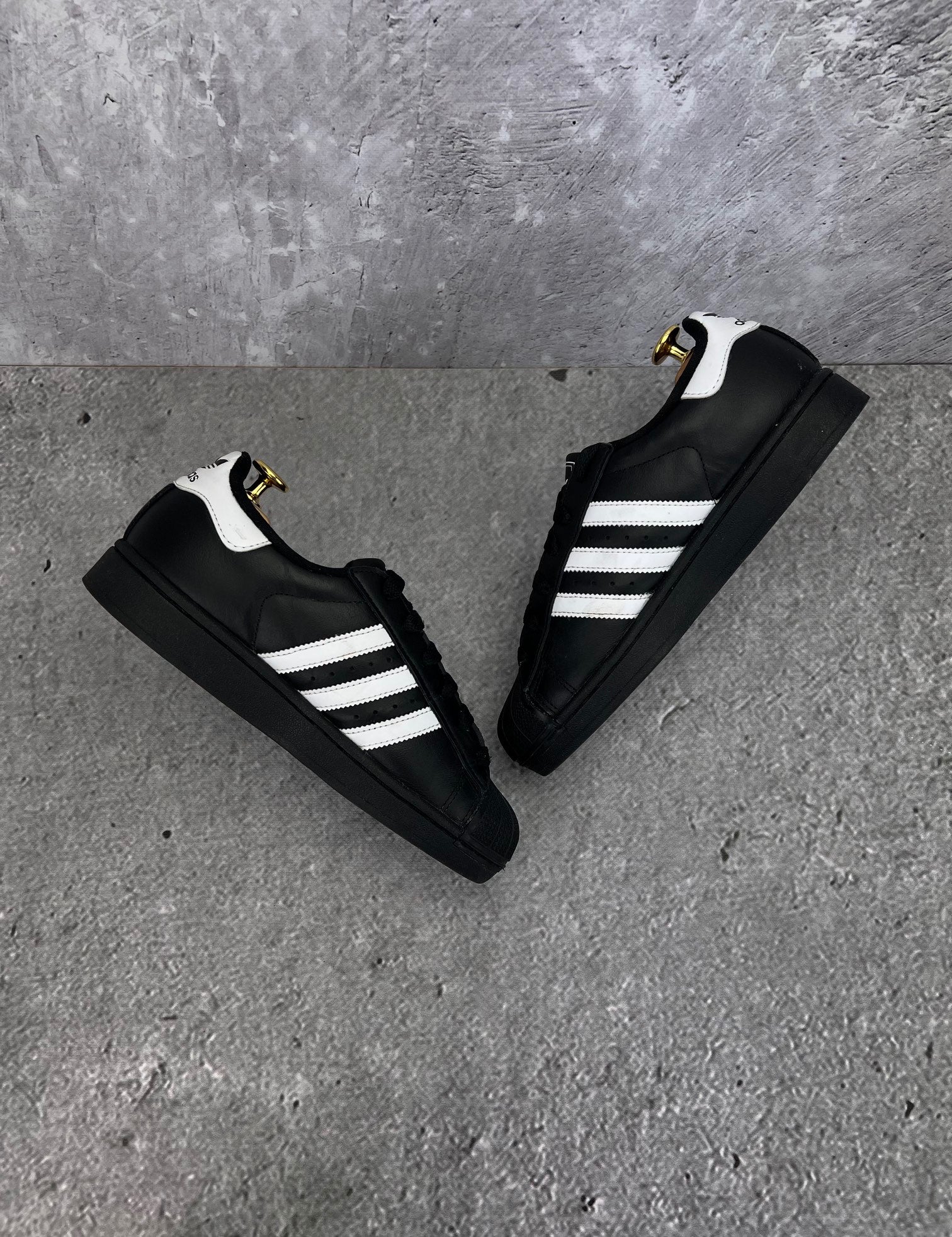 adidas Superstar II JH9977 - buty sportowe, widok z góry na wewnętrzną stronę butów