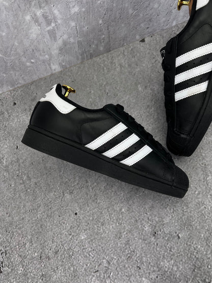 adidas Superstar II JH9977 - buty sportowe, wewnętrzny panel lewego buta