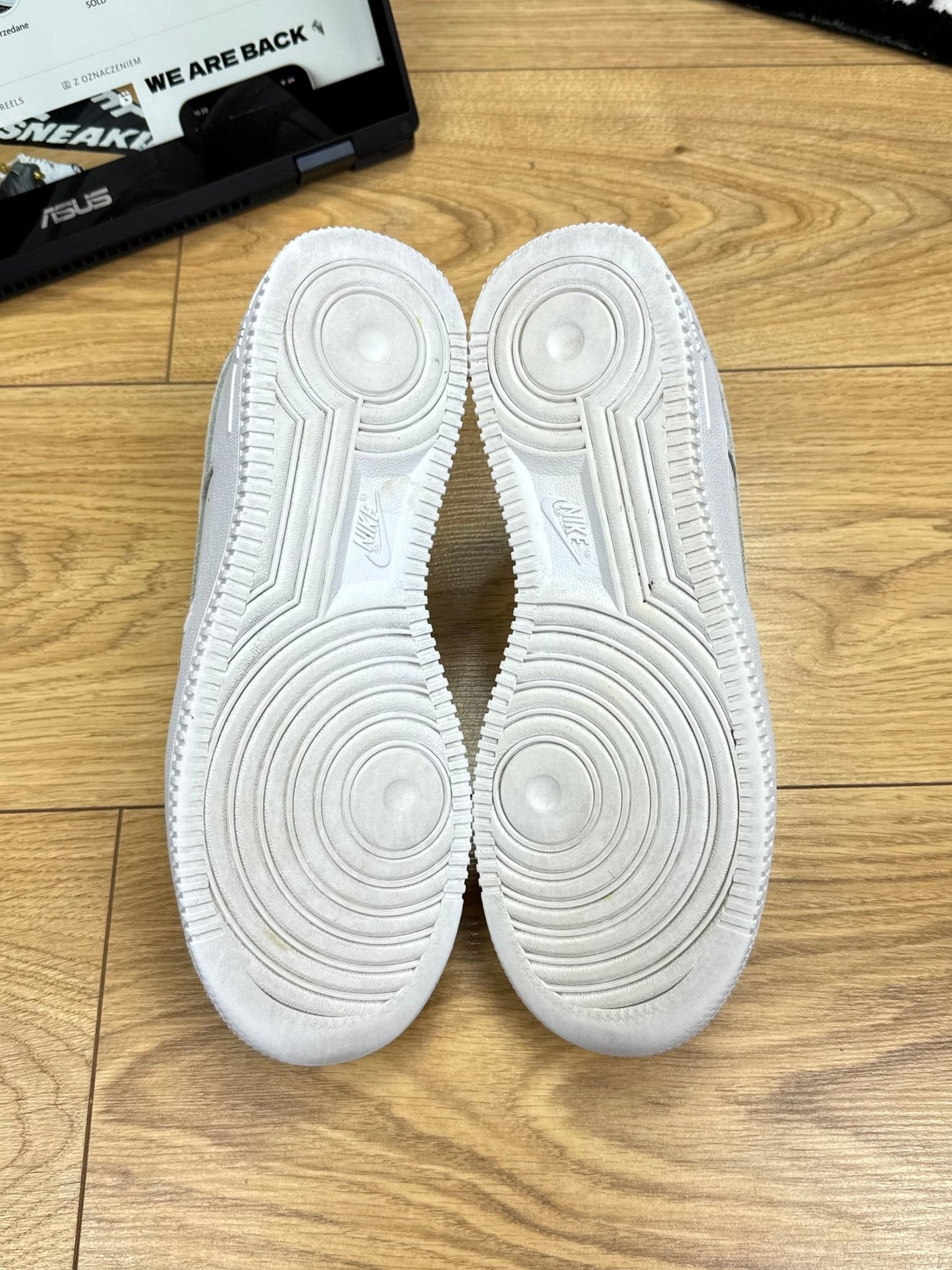 Nike Air Force 1 Low (38.5)