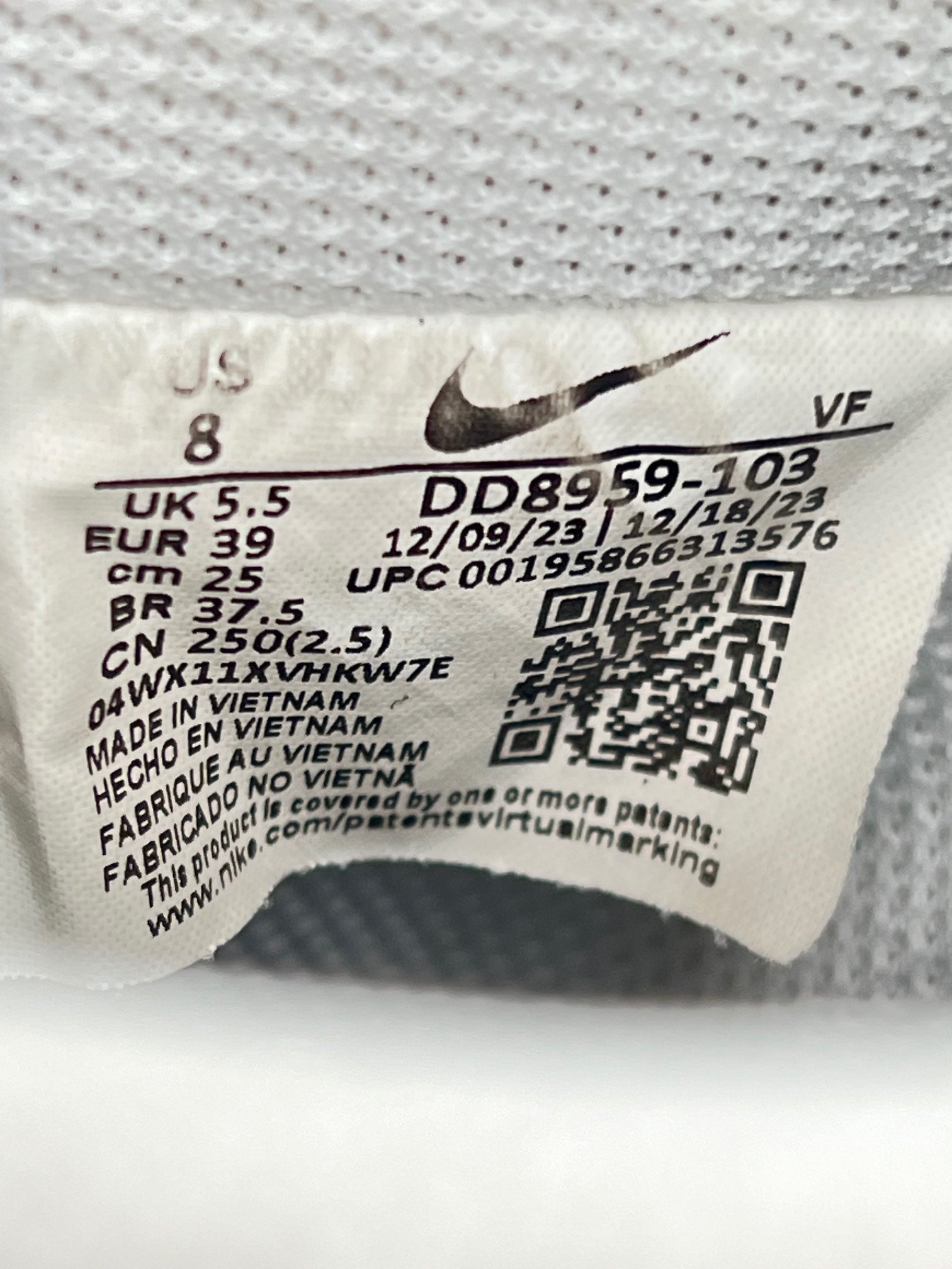 Nike Air Force 1 ’07 “White/Black” White Black - buty sportowe, metka