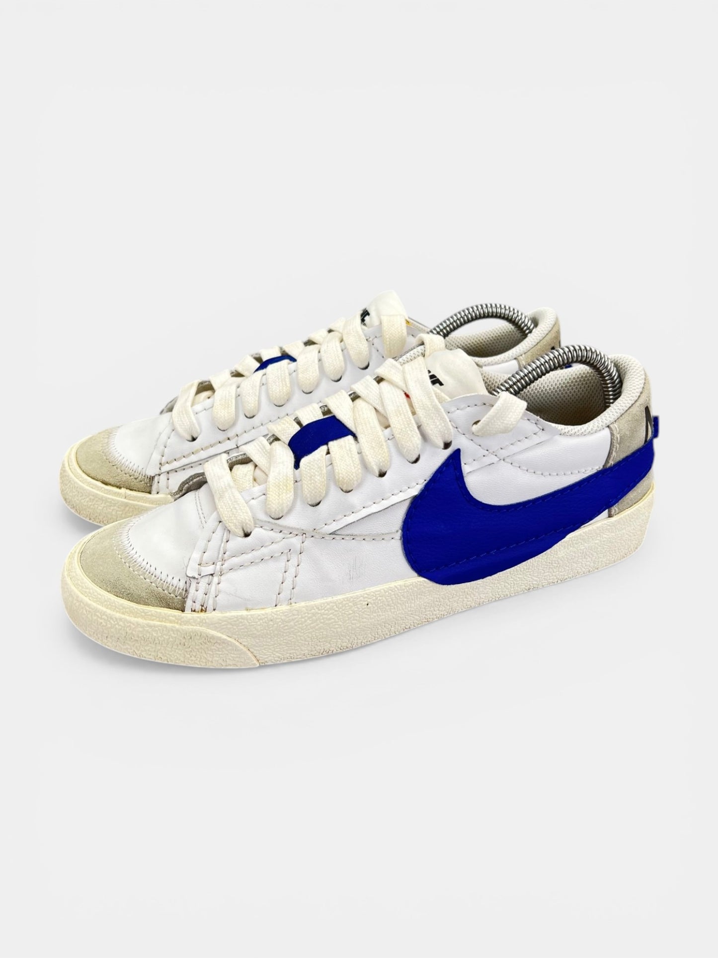 Nike Blazer Low '77 Jumbo White Old Royal - buty sportowe, widok z boku