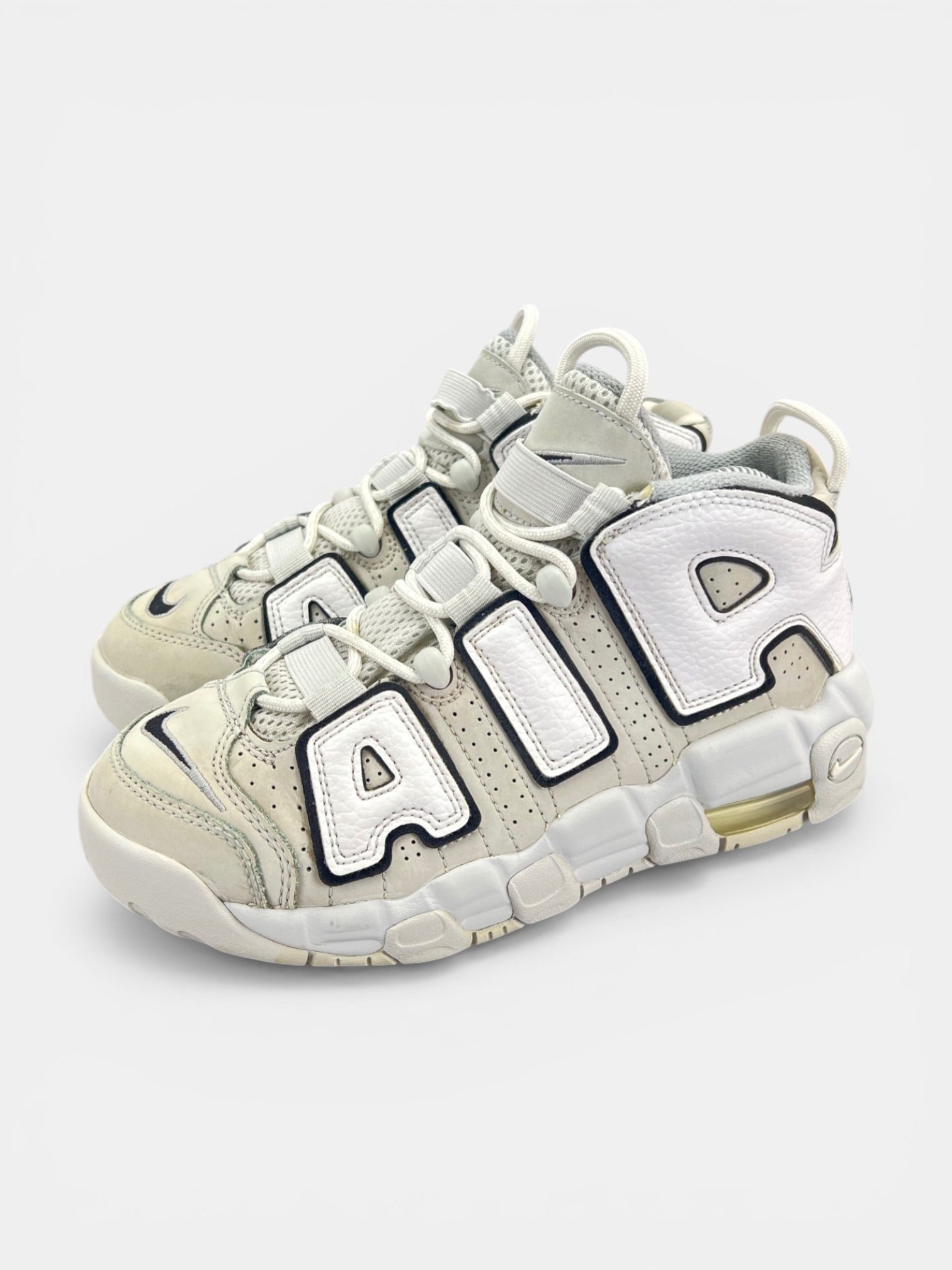 Nike Air More Uptempo Mid Photon Dust - buty sportowe, widok z boku