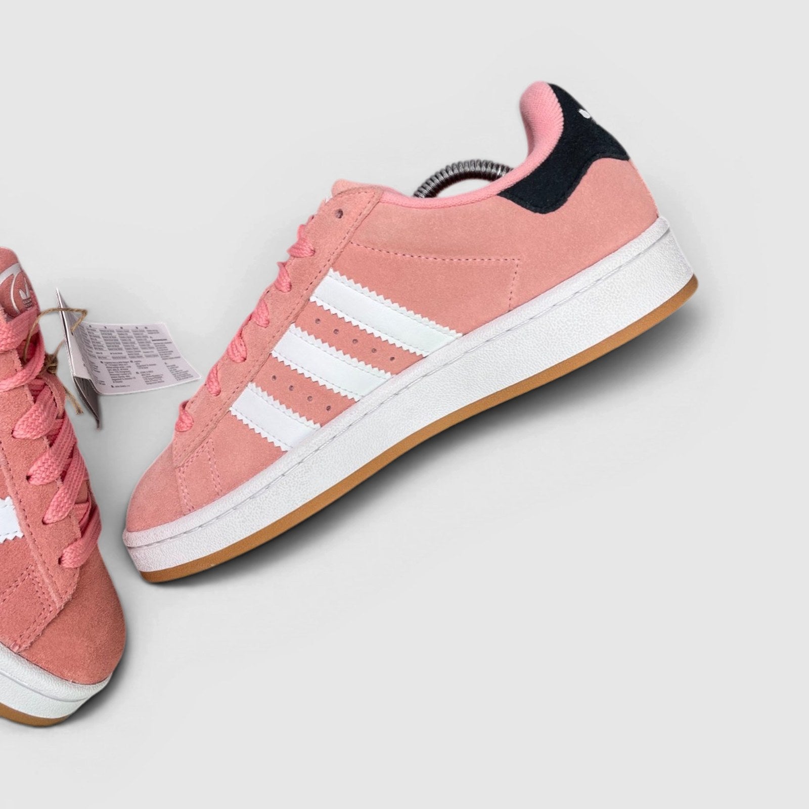 Adidas Campus 00s — buty sportowe damskie w bardzo dobrym stanie rozmiar 38 2/3, boczny profil, prawa strona