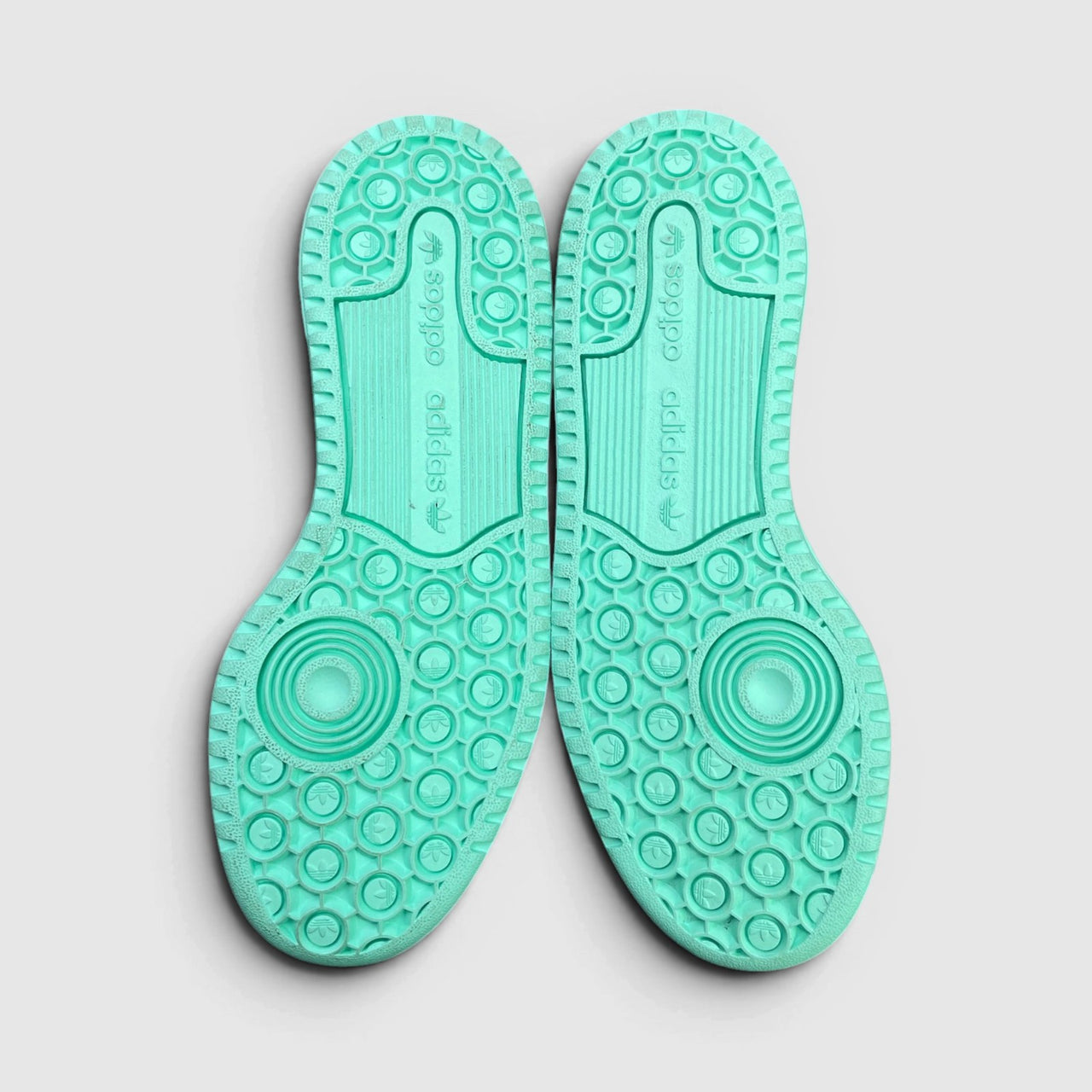 Adidas Forum Low — buty sportowe damskie nowe rozmiar 36 2/3, podeszwa