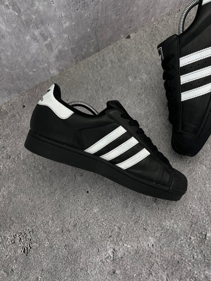 adidas Superstar II Black White - buty sportowe, wewnętrzny panel lewego buta