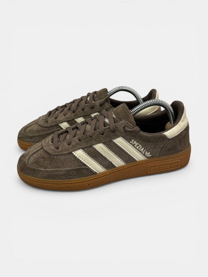 adidas Handball Spezial IF6490 - buty sportowe, widok z boku