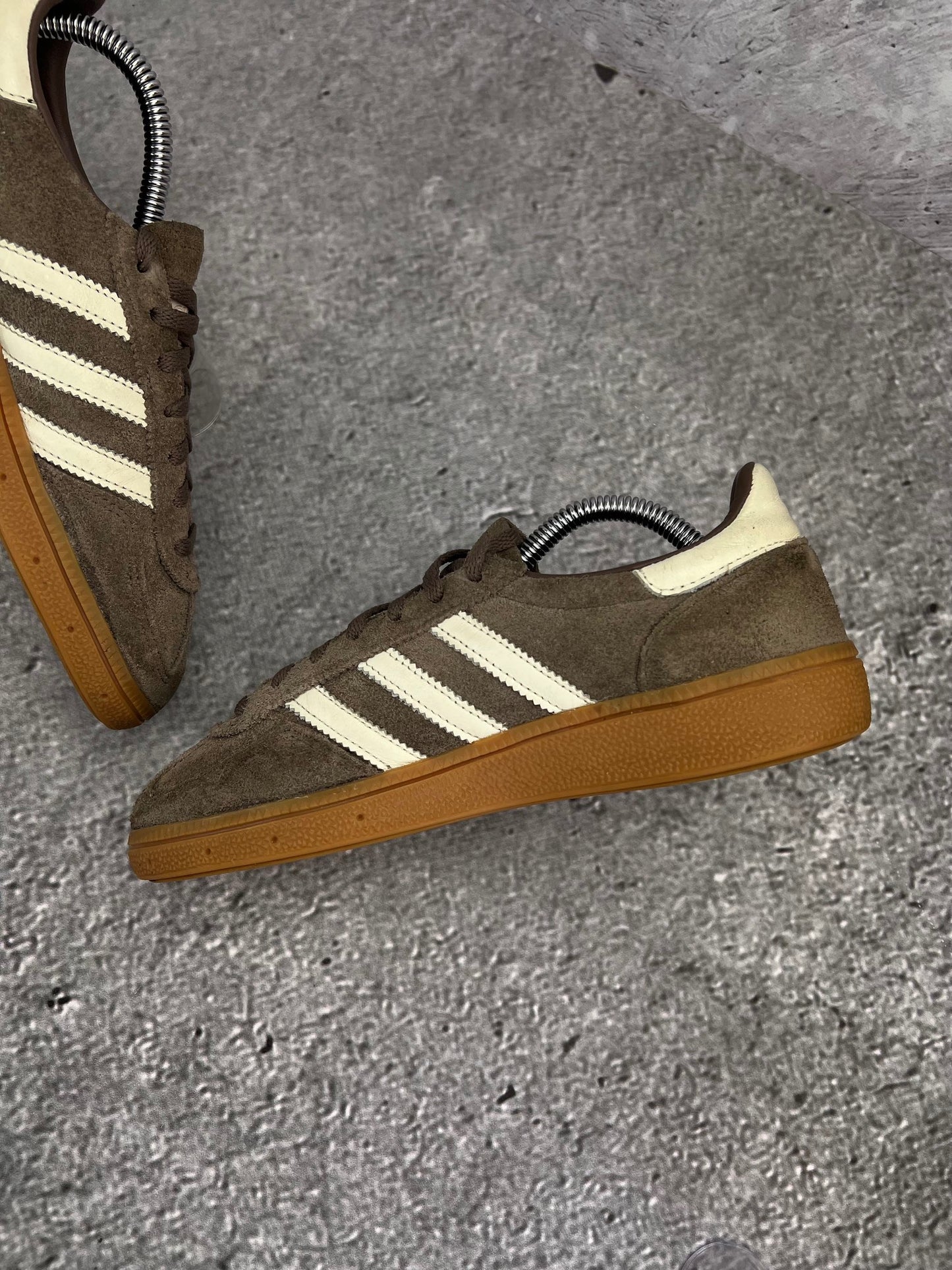 adidas Handball Spezial IF6490 - buty sportowe, widok z góry na wewnętrzną stronę butów