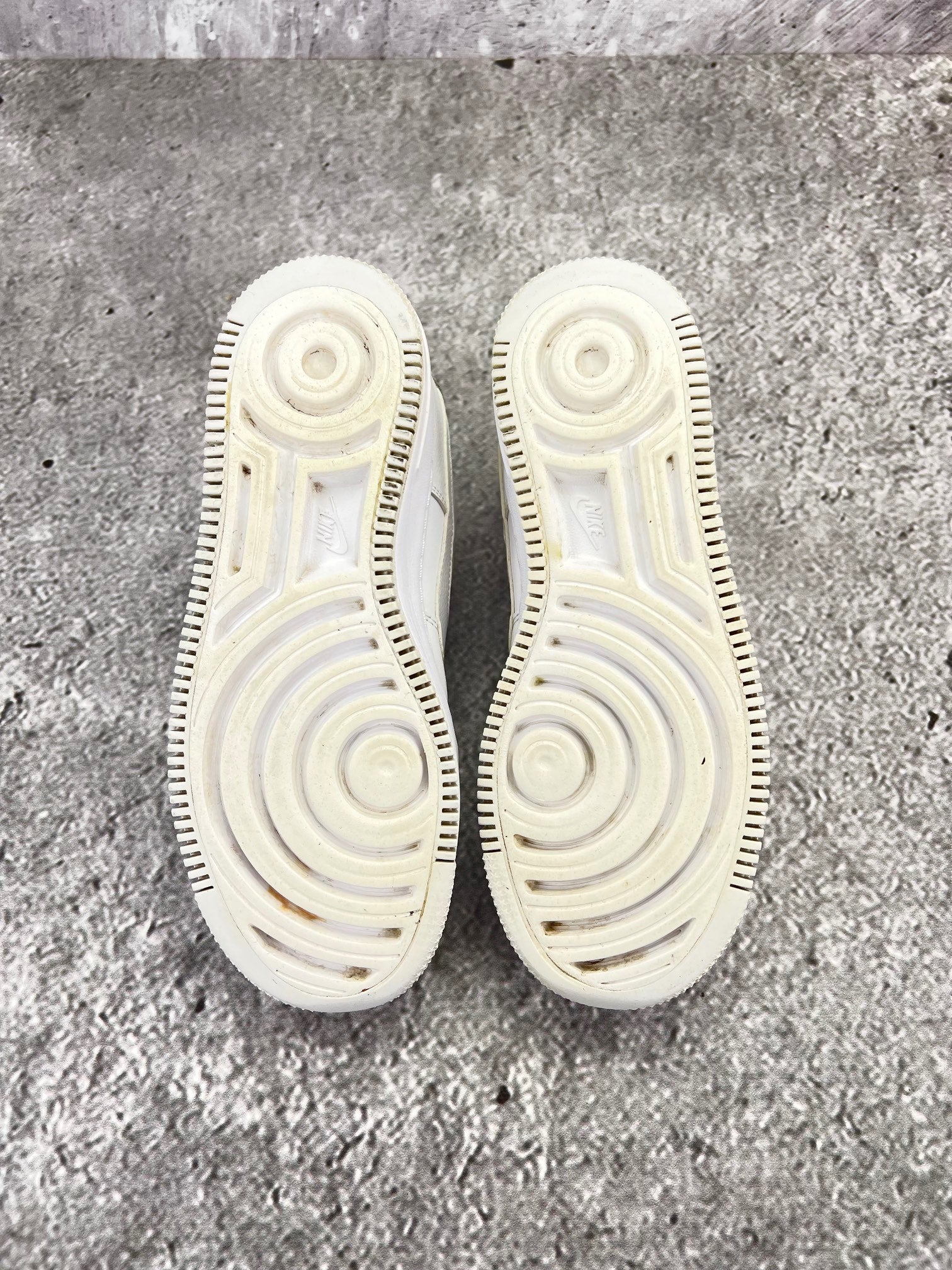 Nike Air Force 1 Shadow Triple White - buty sportowe, metka