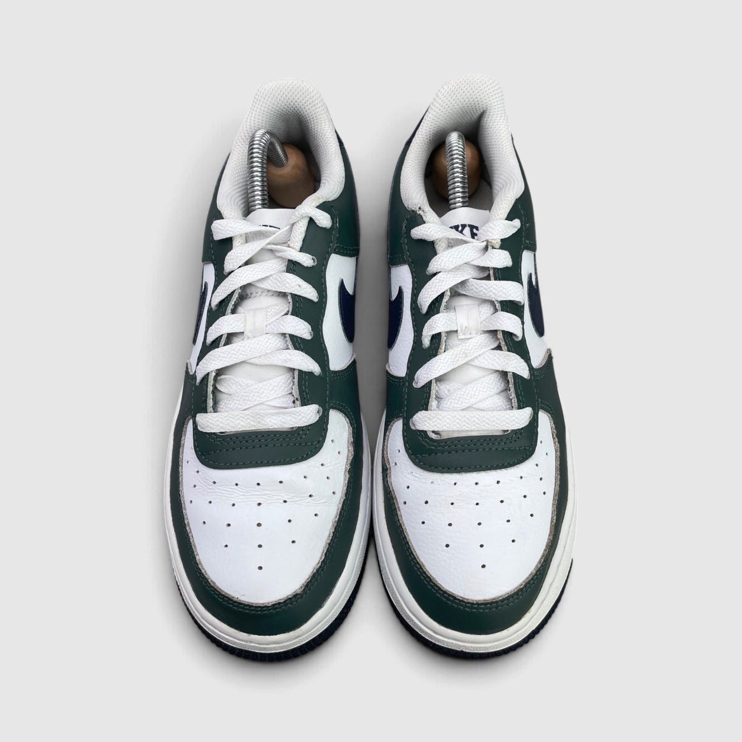 Nike Air Force 1 Low Vintage Green Obsidian — buty sportowe damskie w bardzo dobrym stanie rozmiar 38, widok z góry
