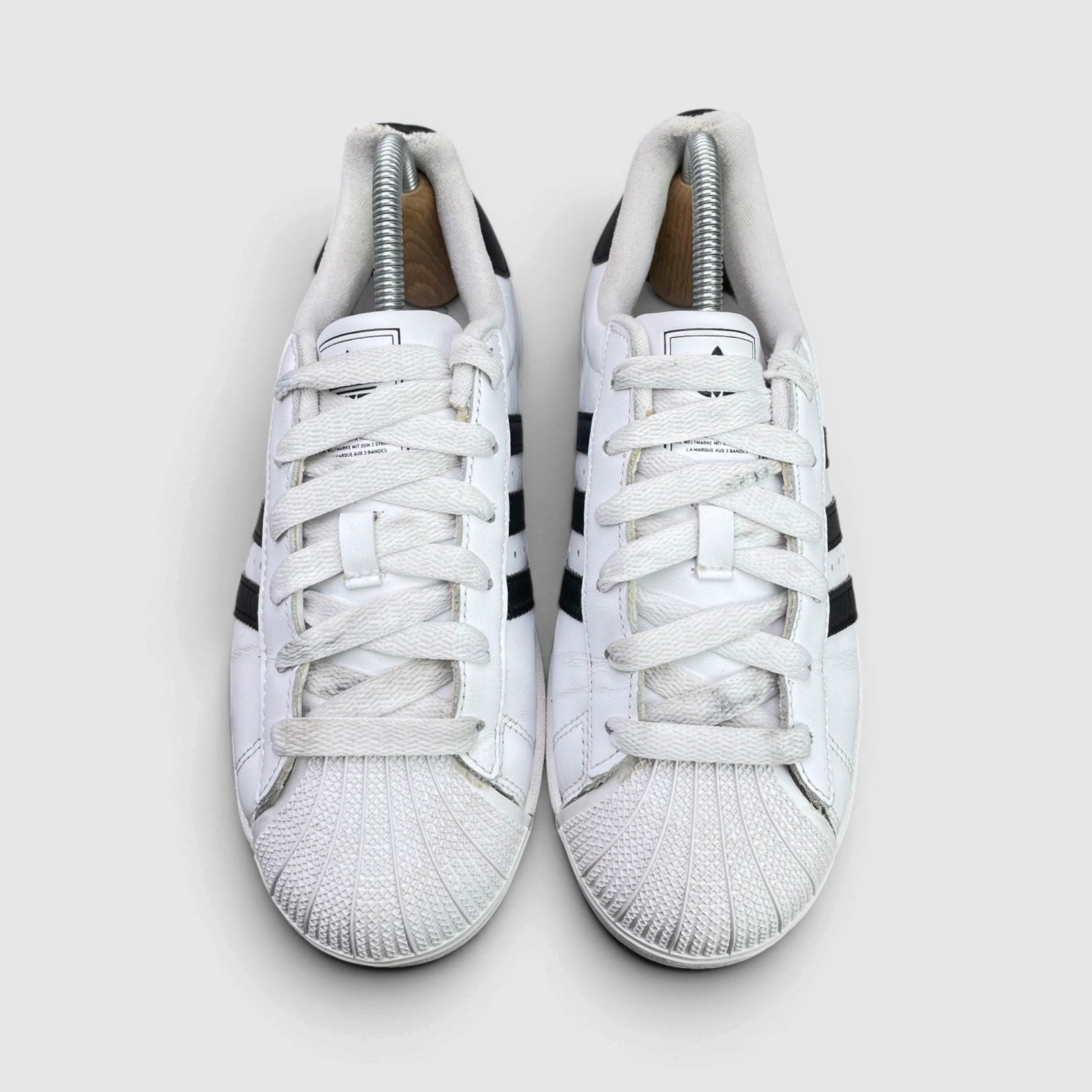Adidas Superstar II Cloud White Black — buty sportowe damskie w bardzo dobrym stanie rozmiar 38 2/3, widok z góry