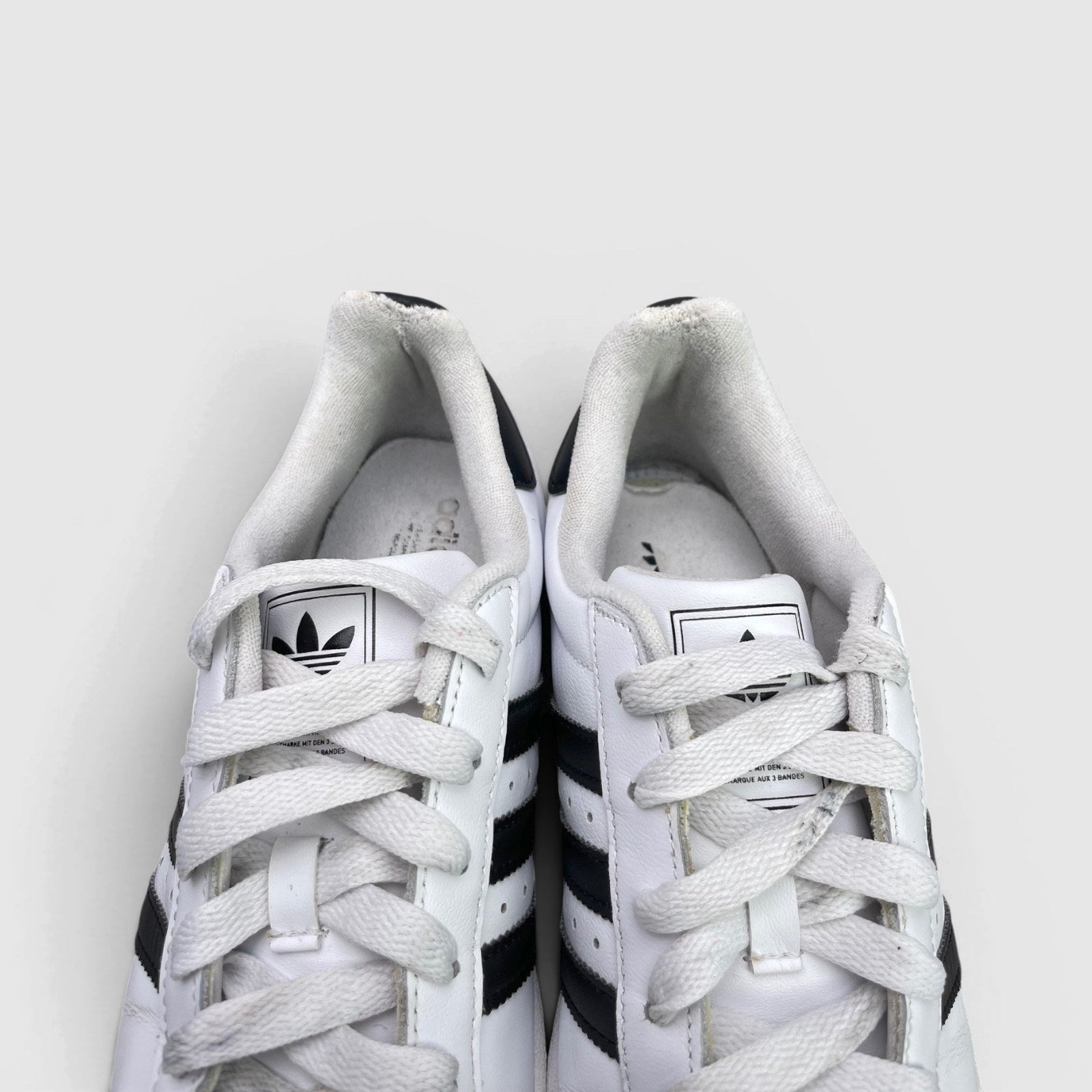 Adidas Superstar II Cloud White Black — buty sportowe damskie w bardzo dobrym stanie rozmiar 38 2/3, wkładka