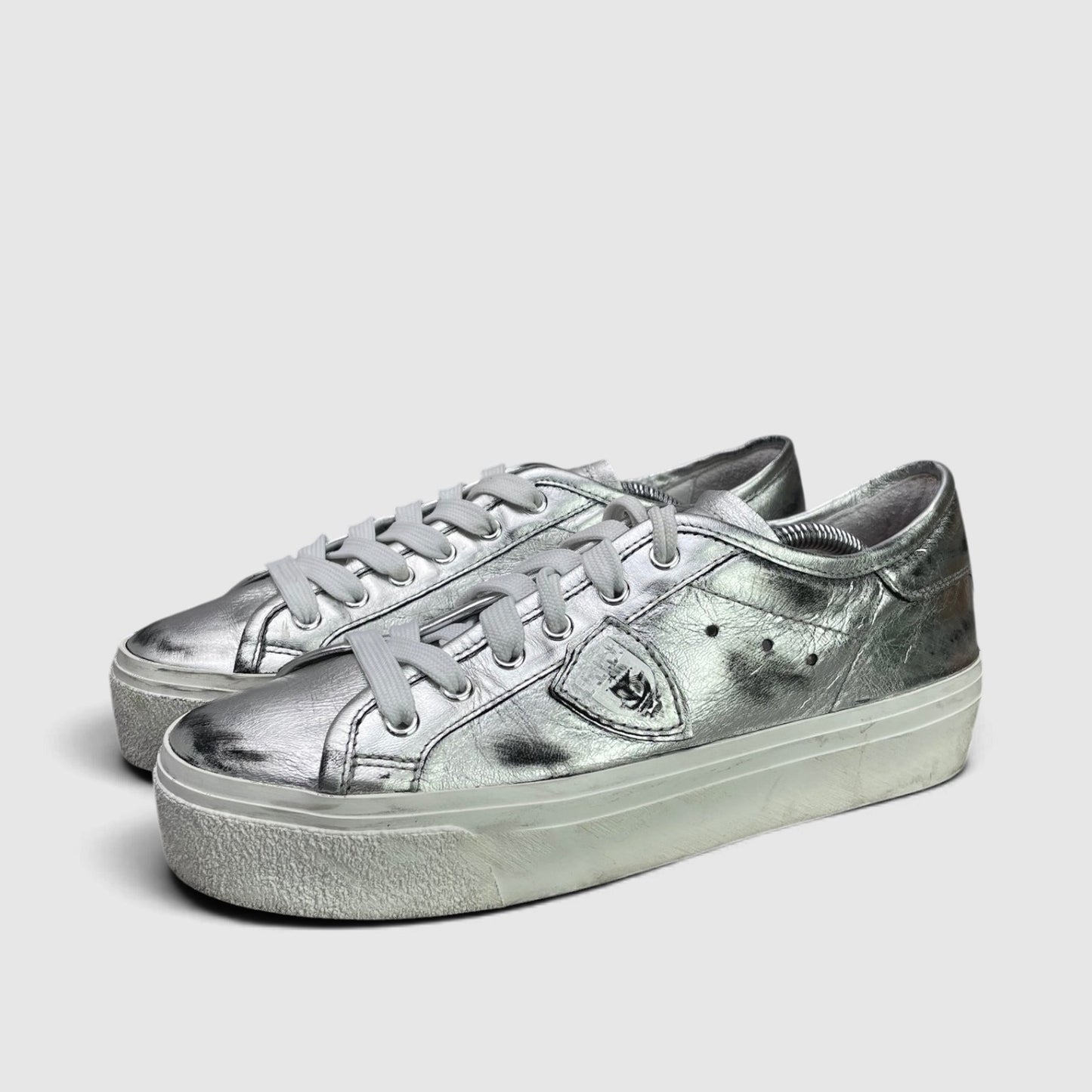 Philippe Model Paris Sneakers — buty sportowe damskie w bardzo dobrym stanie rozmiar 40, widok z boku