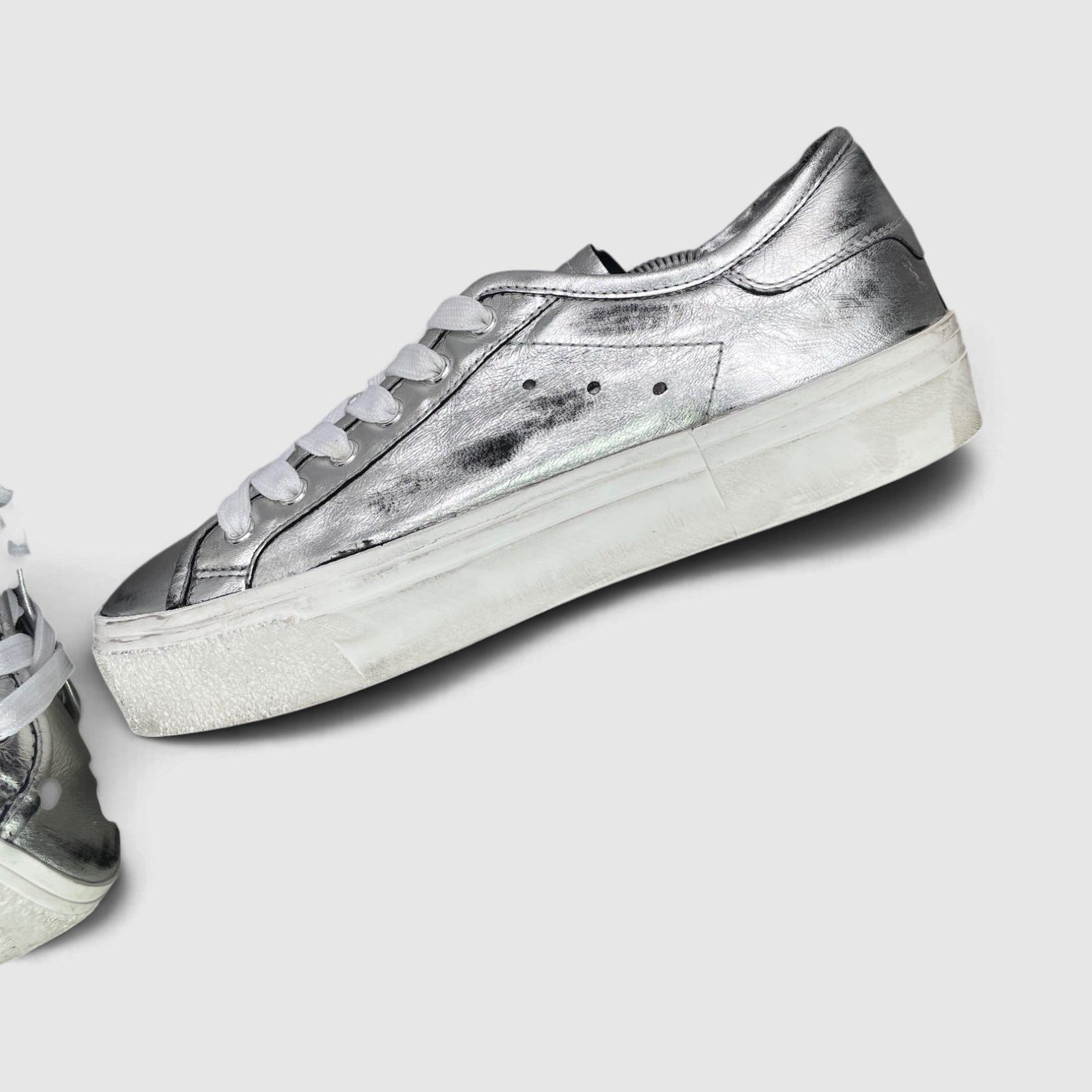 Philippe Model Paris Sneakers — buty sportowe damskie w bardzo dobrym stanie rozmiar 40, wewnętrzny panel prawego buta