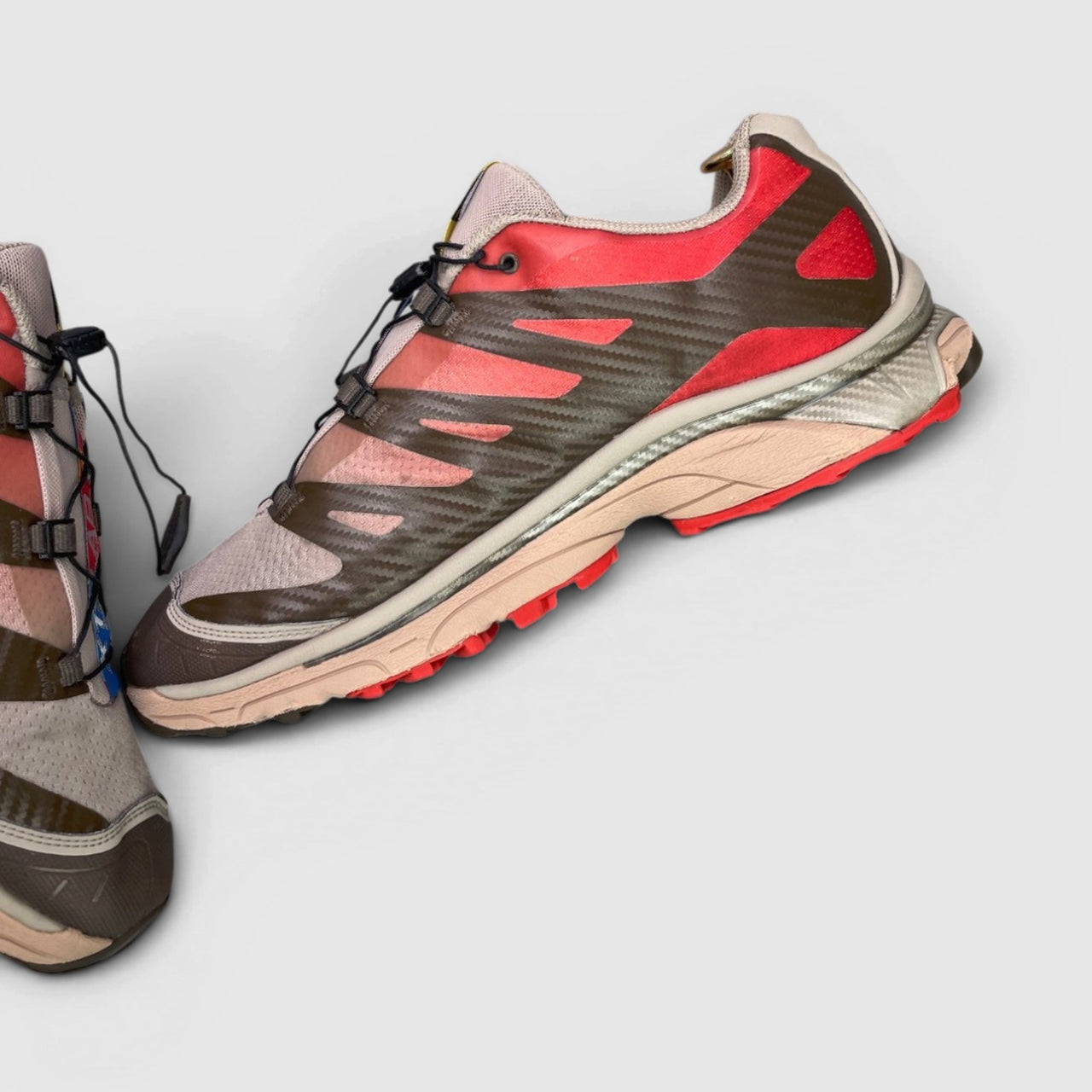 Salomon XT-4 OG — buty sportowe męskie w bardzo dobrym stanie rozmiar 46, boczny profil, lewa strona