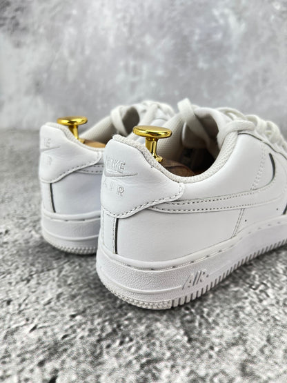 Nike Air Force 1 Low Triple White - buty sportowe, widok z tyłu