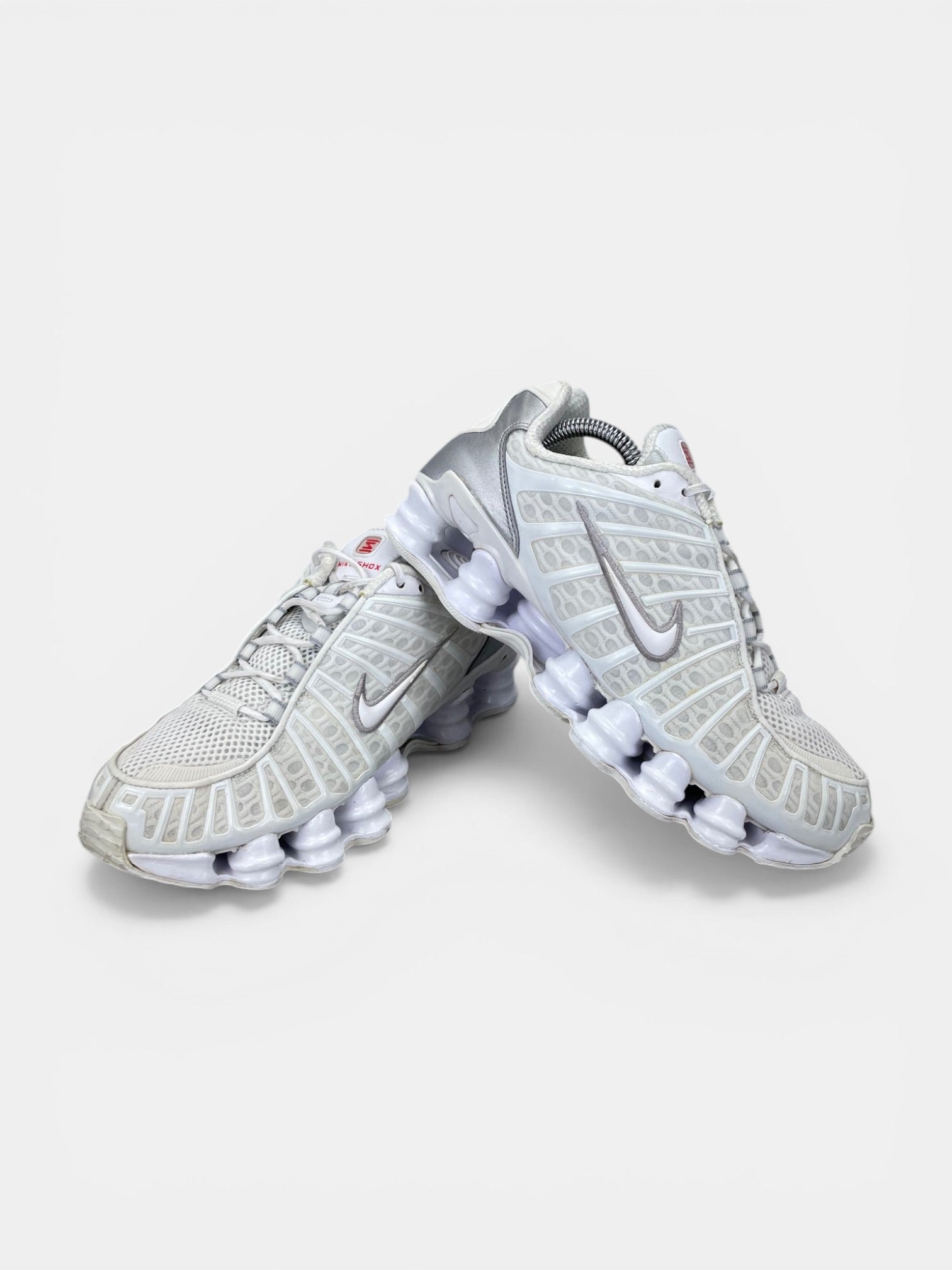Nike Shox TL AR3566-100 - buty sportowe, boczny profil