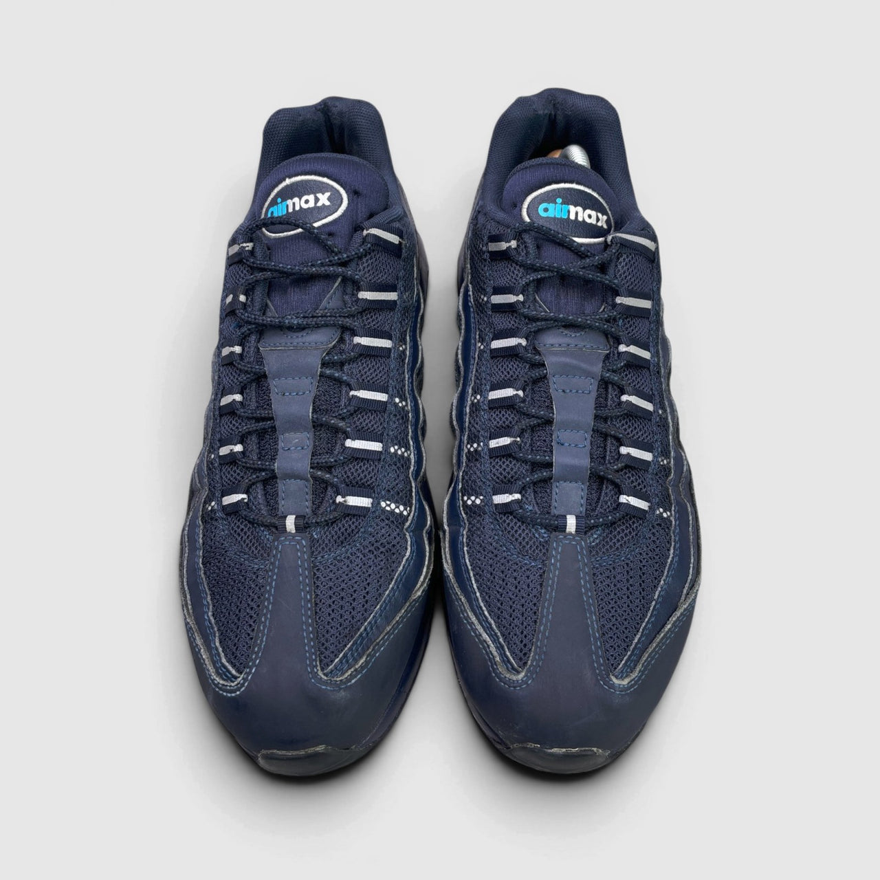 Nike Air Max 95 — buty sportowe męskie w bardzo dobrym stanie rozmiar 45, widok z przodu