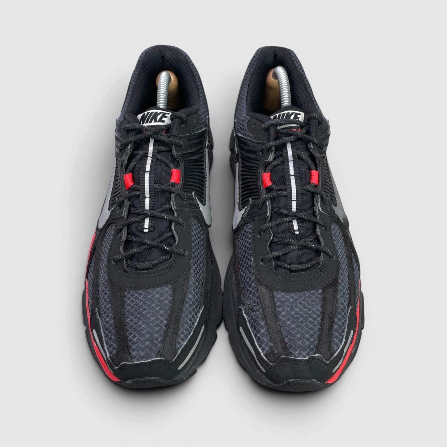 Nike Zoom Vomero 5 — buty sportowe męskie w bardzo dobrym stanie rozmiar 44, widok z przodu