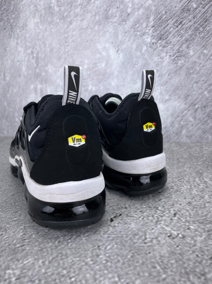 Nike Air Vapormax Plus rozmiar 44