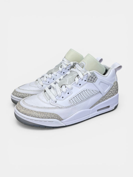Jordan Spizike Low “White / Metallic Silver / Barely Blue / Neutral Grey” Metallic Silver / Barely Blue - buty sportowe, widok z boku