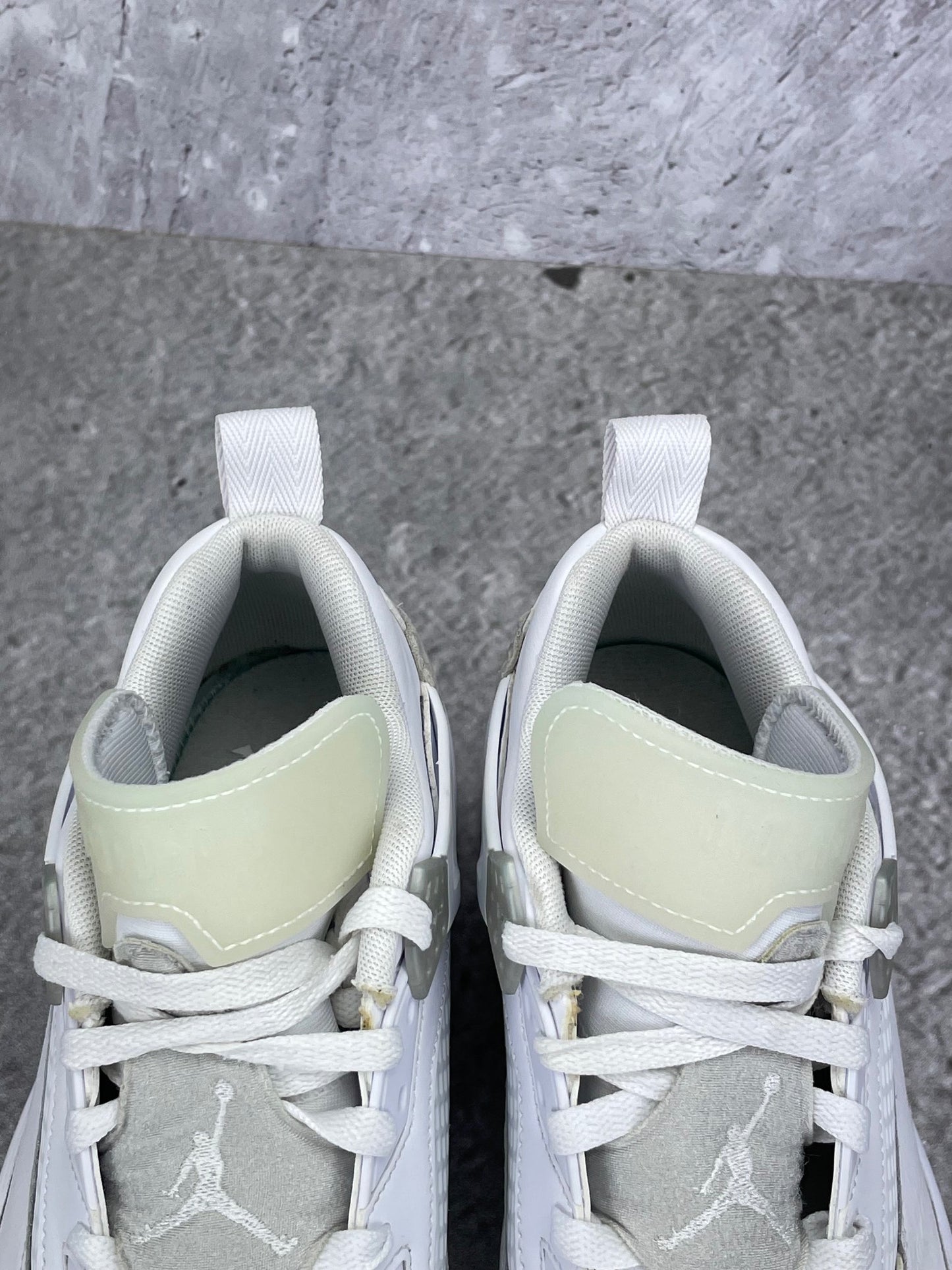 Jordan Spizike Low “White / Metallic Silver / Barely Blue / Neutral Grey” Metallic Silver / Barely Blue - buty sportowe, zapiętki butów