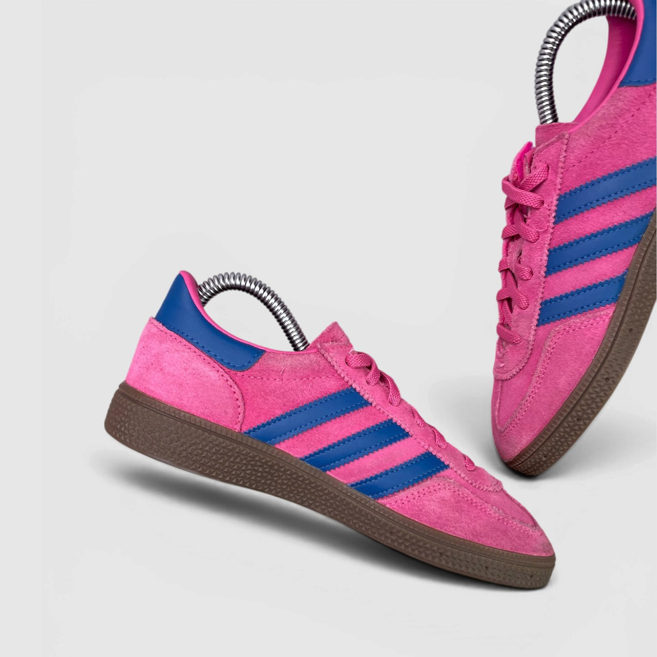 Adidas Spezial — buty sportowe damskie w bardzo dobrym stanie rozmiar 34, boczny profil, lewa strona