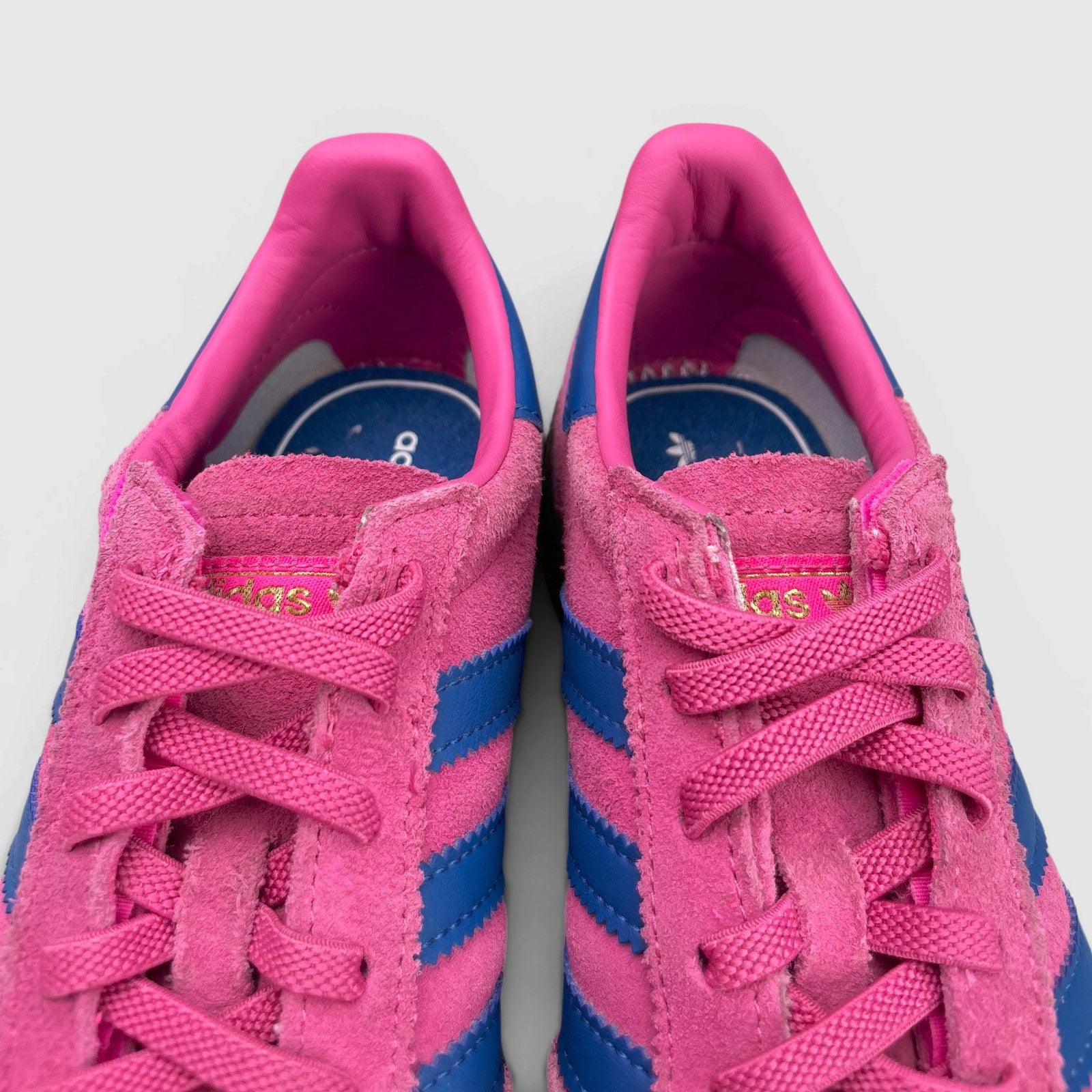Adidas Spezial — buty sportowe damskie w bardzo dobrym stanie rozmiar 34, wkładka