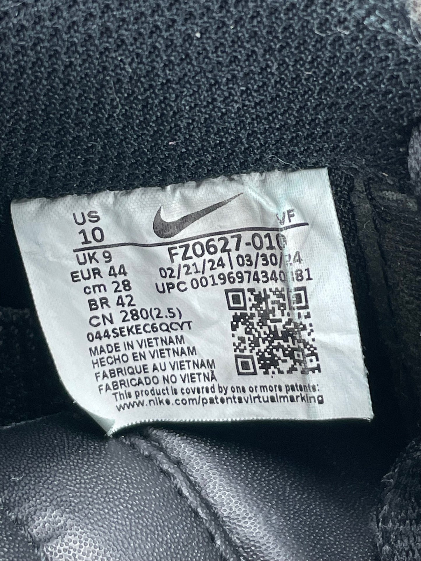 Nike Air Force 1 '07 Black White - buty sportowe, metka