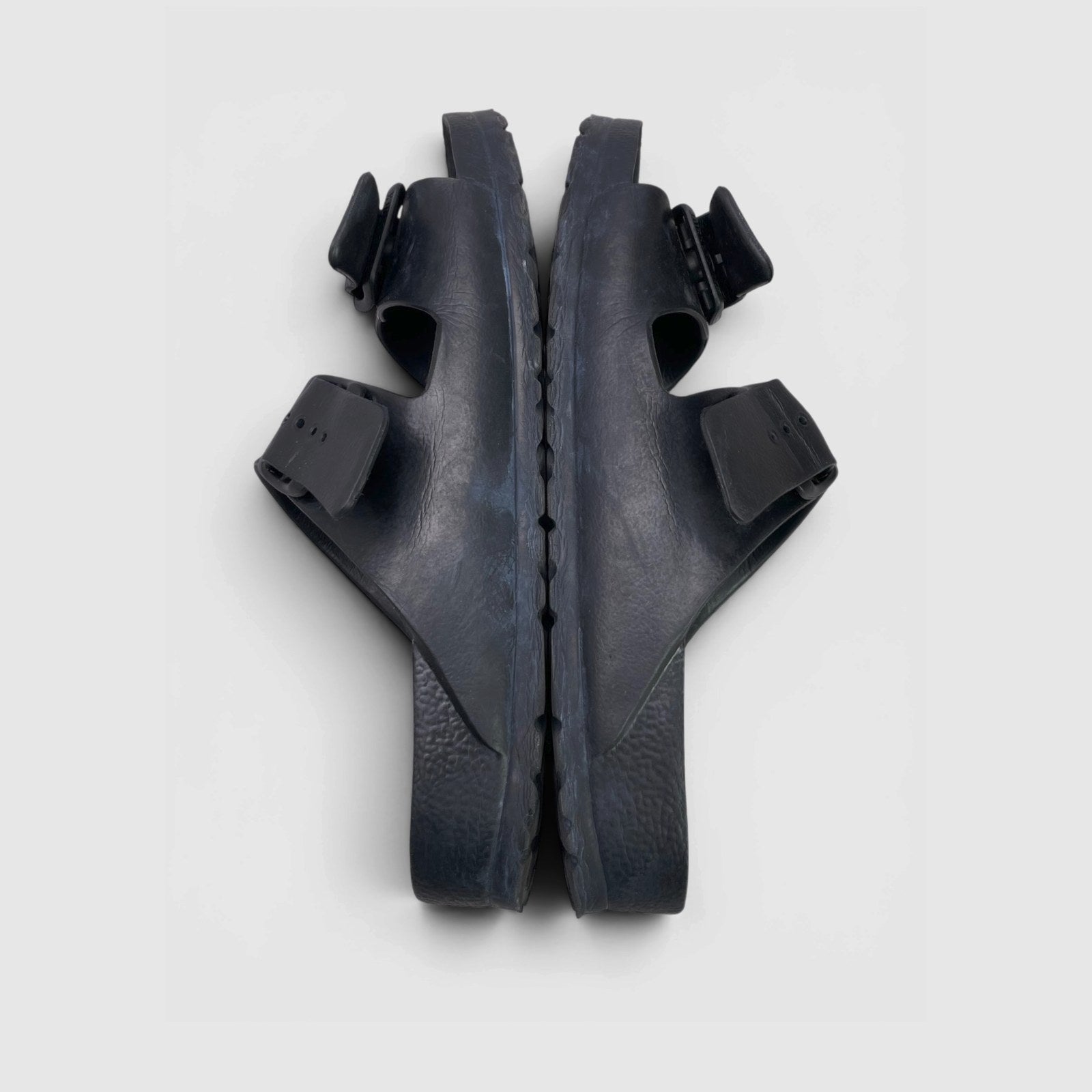 Birkenstock Arizona — klapki damskie w bardzo dobrym stanie rozmiar 39, boczny profil, lewa strona