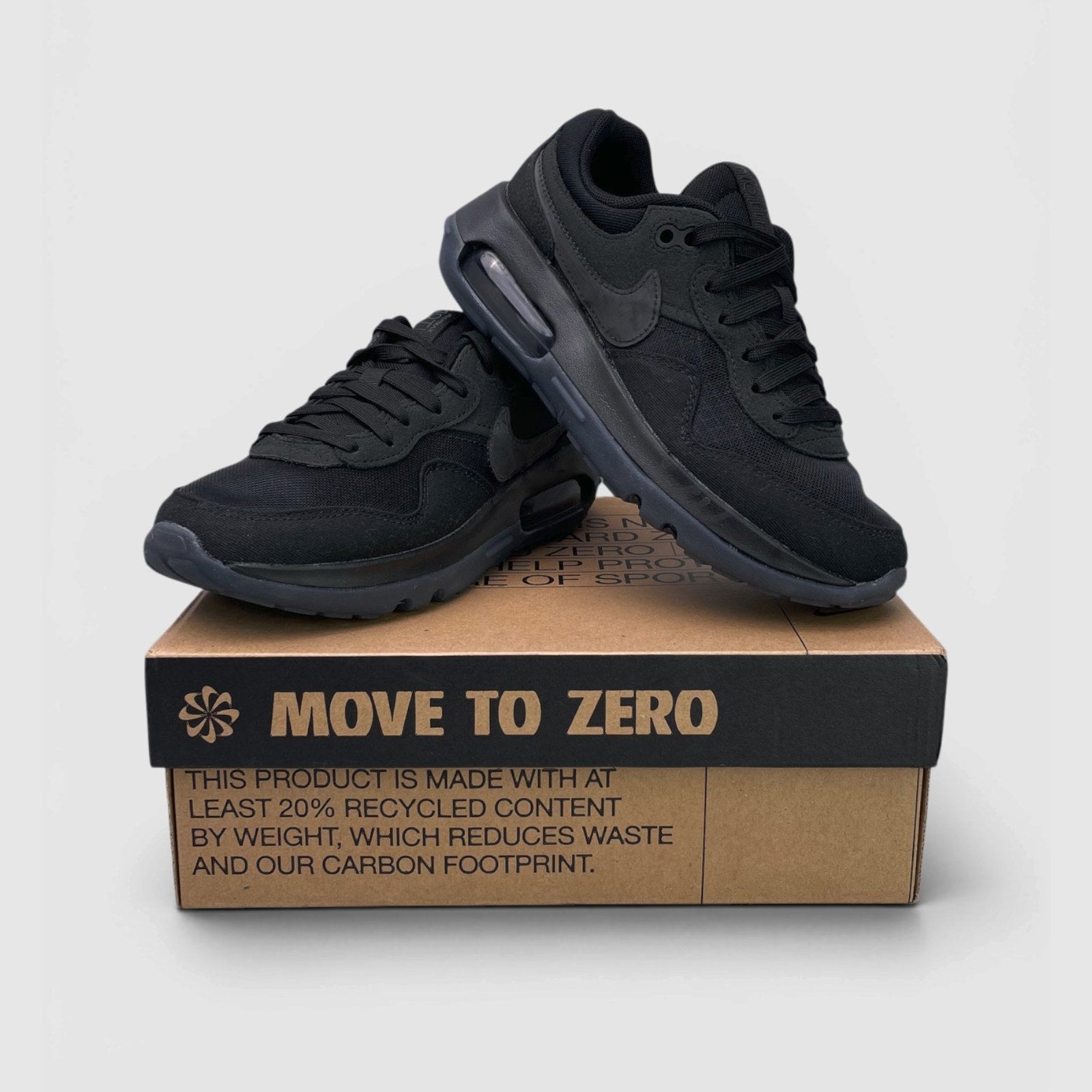 Nike Air Max Motif GS — buty sportowe damskie nowe rozmiar 35.5, para butów