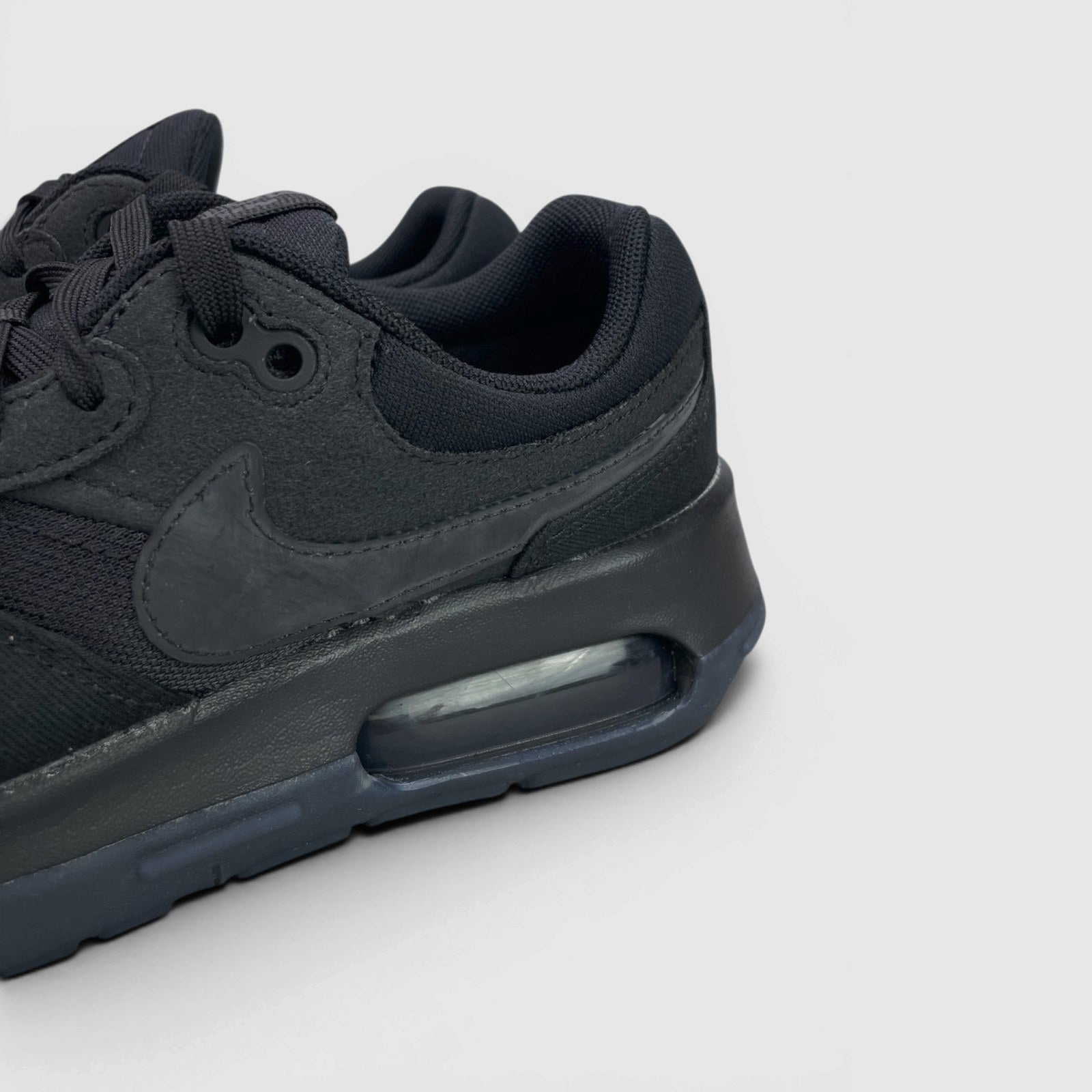 Nike Air Max Motif GS — buty sportowe damskie nowe rozmiar 35.5, detal