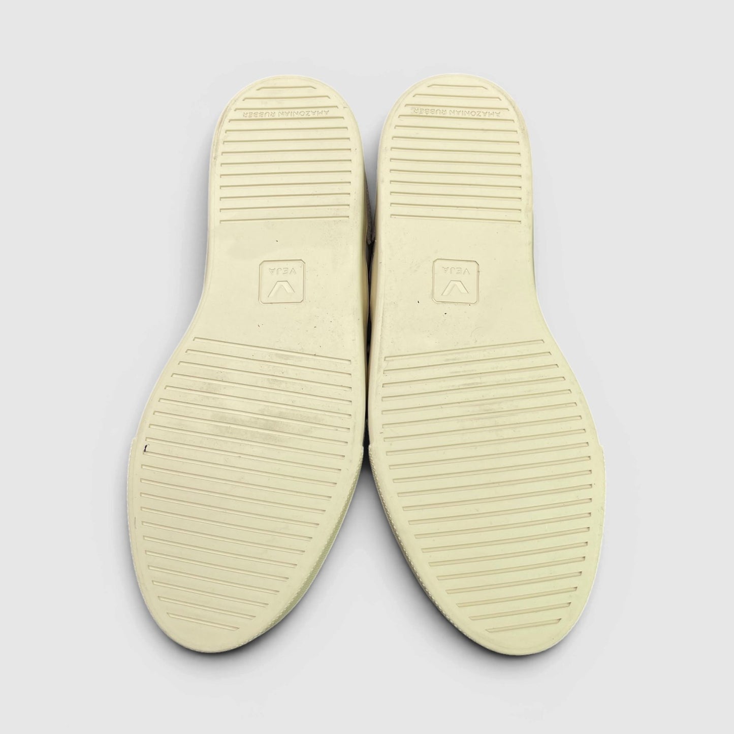 Veja Small V-10 — buty sportowe damskie nowe rozmiar 34, podeszwa