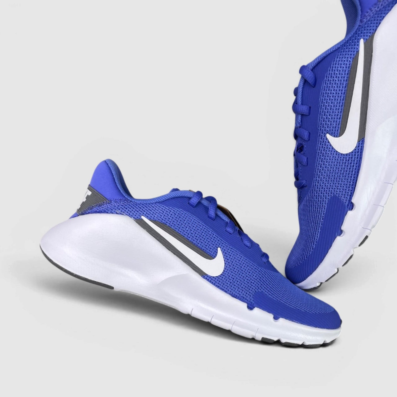 Nike Flex Train — buty sportowe damskie nowe rozmiar 37.5, boczny profil, lewa strona