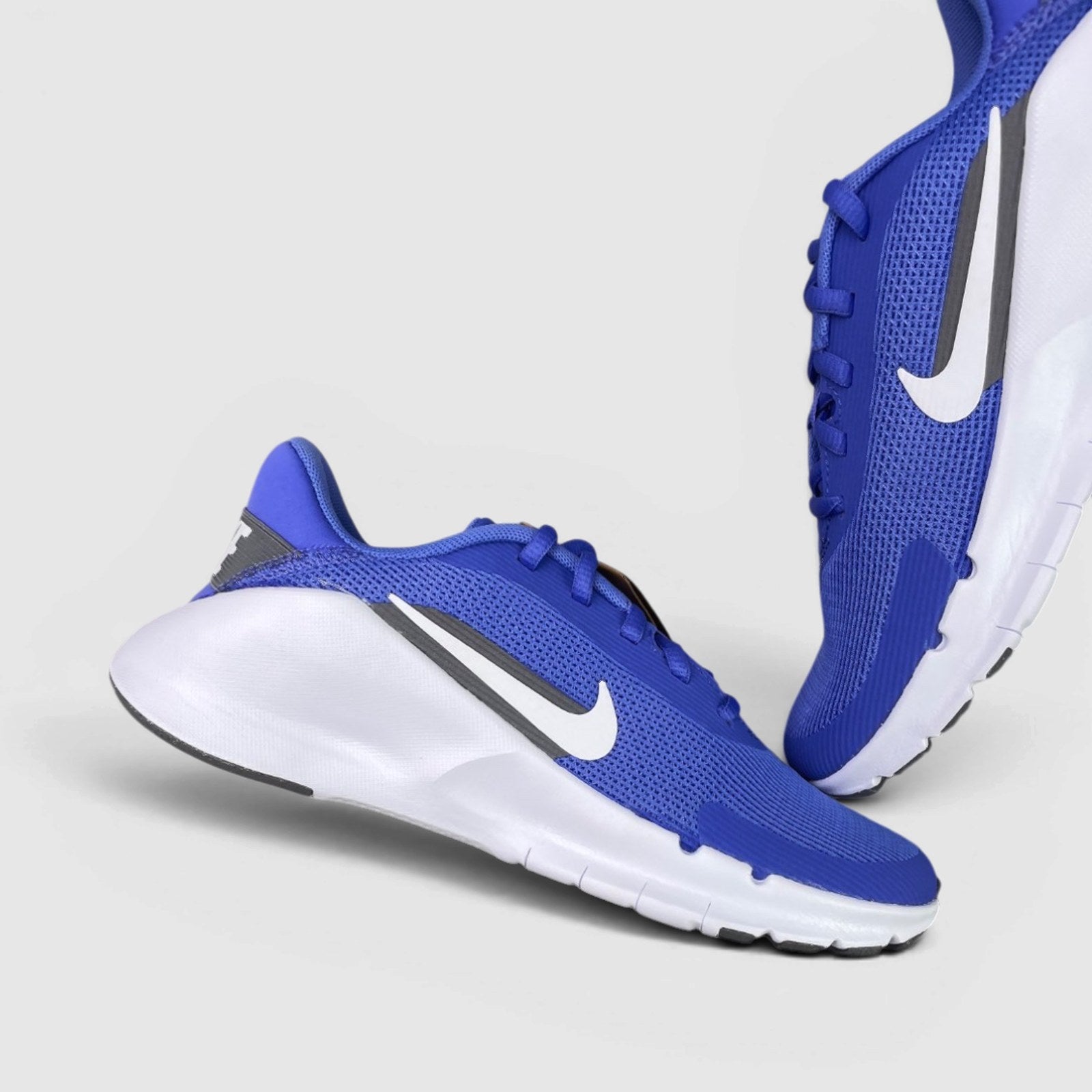 Nike Flex Train — buty sportowe damskie nowe rozmiar 37.5, boczny profil, lewa strona