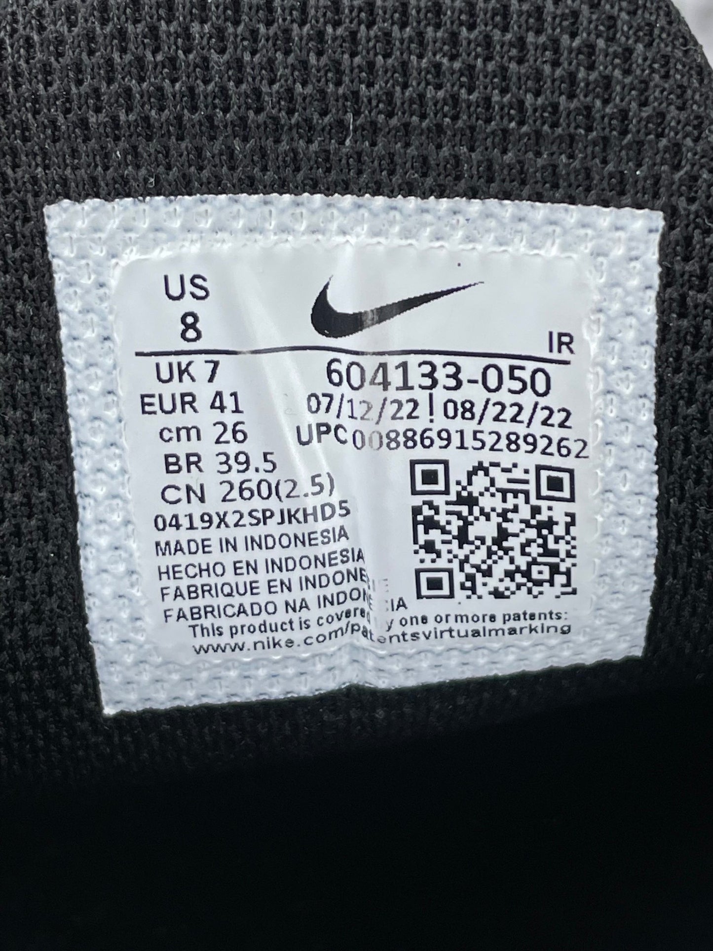 Nike Air Max Plus Triple Black - buty sportowe, metka