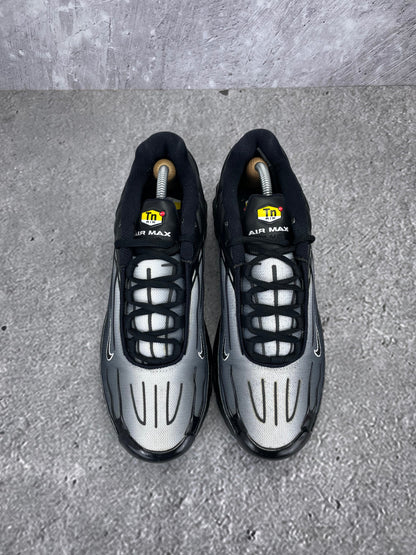 Nike Air Max Plus 3 Black White - buty sportowe, widok z góry