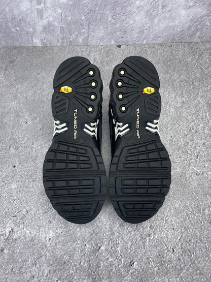 Nike Air Max Plus 3 Black White - buty sportowe, podeszwa